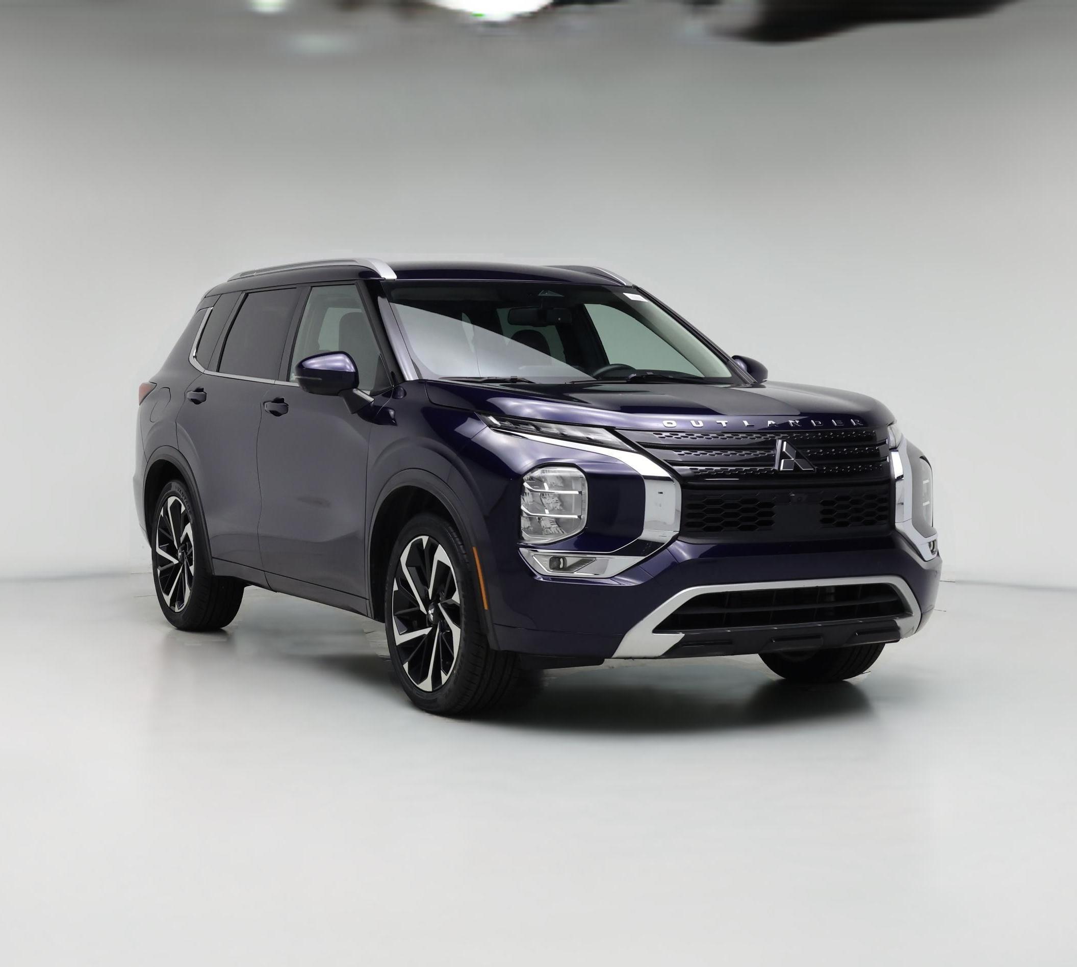 Thumbnail: 2022 Mitsubishi Outlander - 1