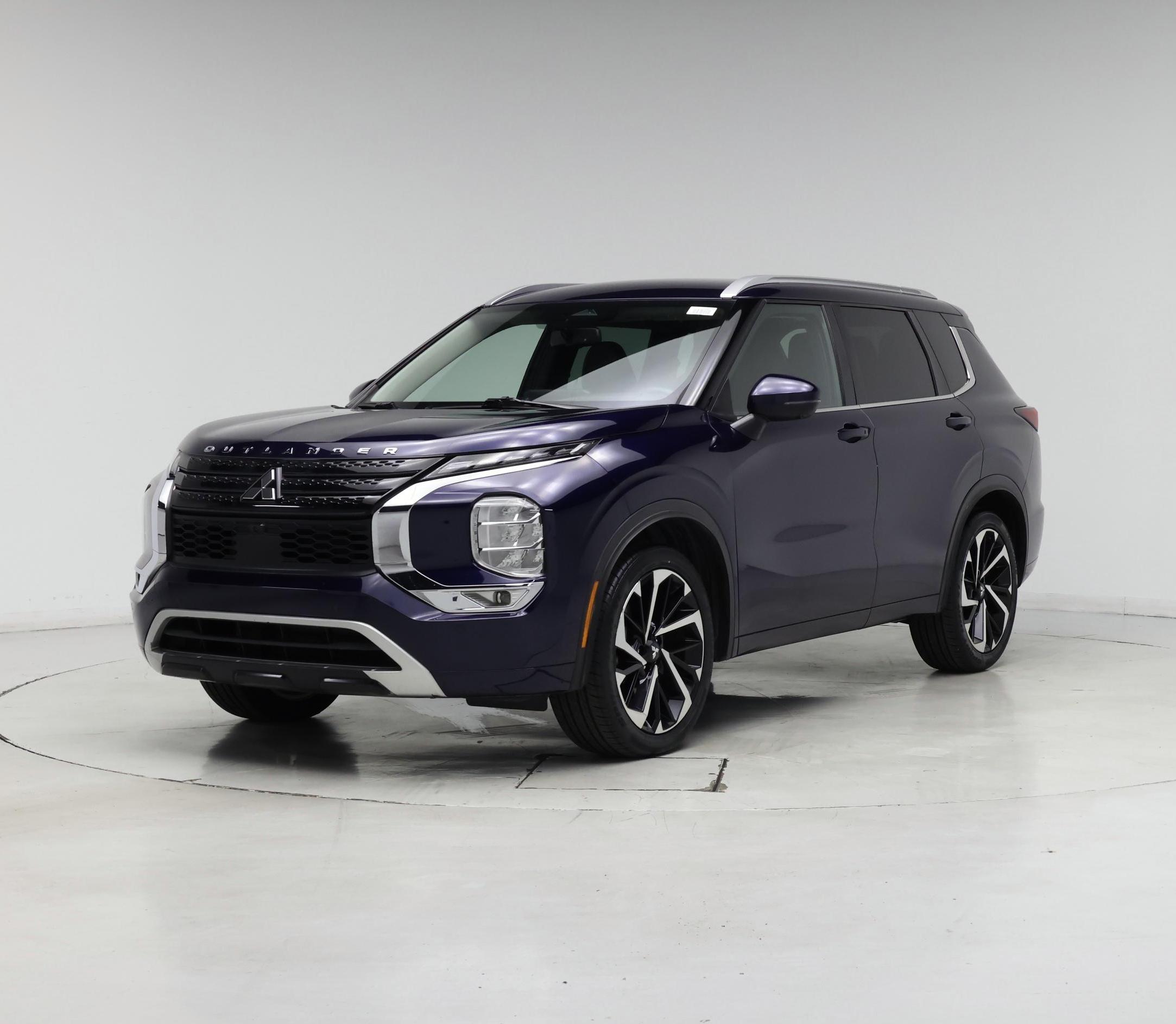 Thumbnail: 2022 Mitsubishi Outlander - 4