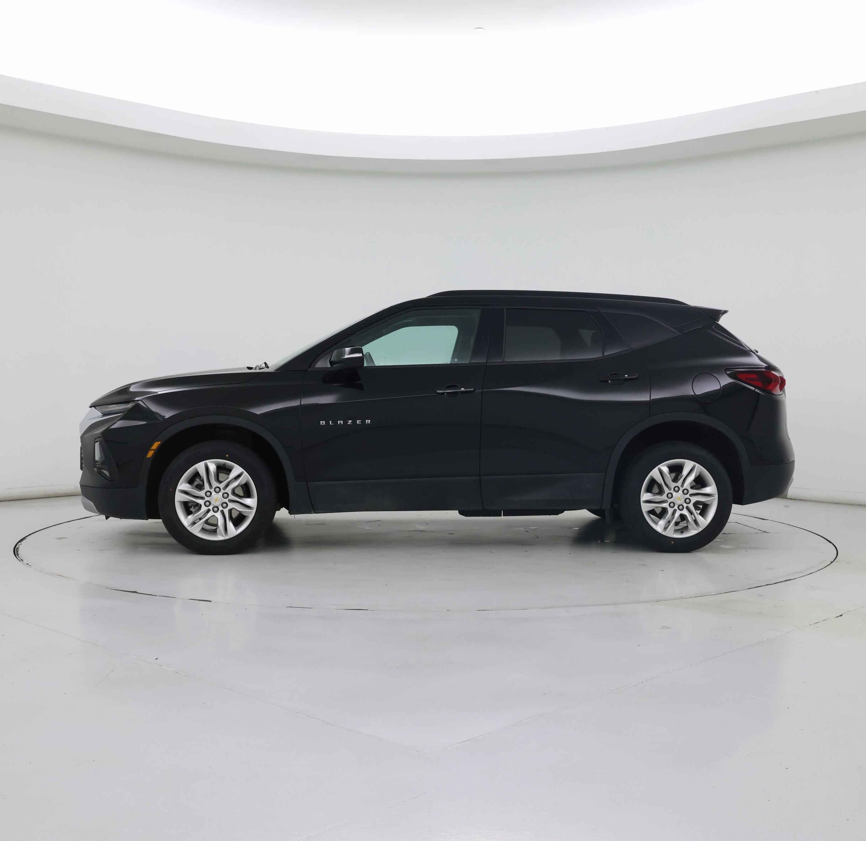 Thumbnail: 2022 Chevrolet Blazer - 3