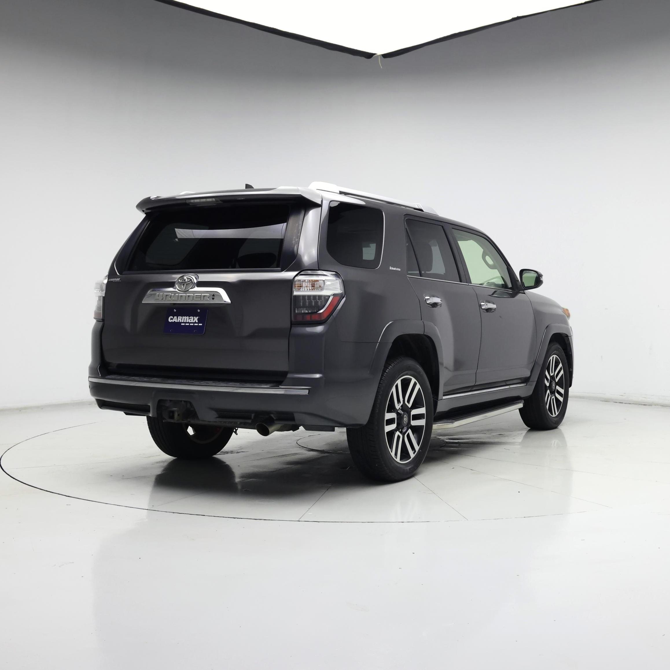 Thumbnail: 2016 Toyota 4Runner - 8