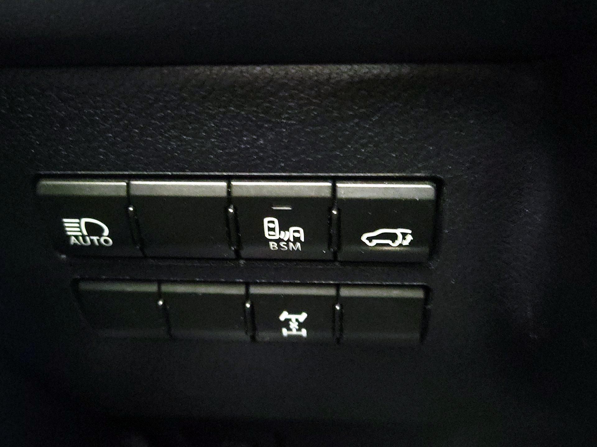 Thumbnail: 2019 Lexus NX - 13