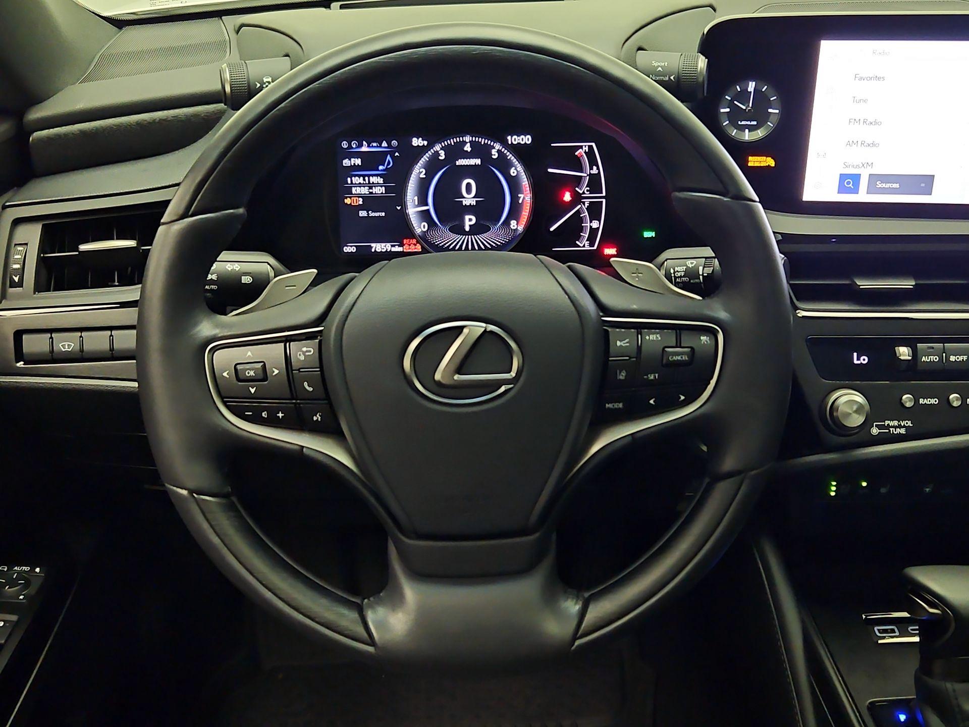 Thumbnail: 2024 Lexus ES - 10