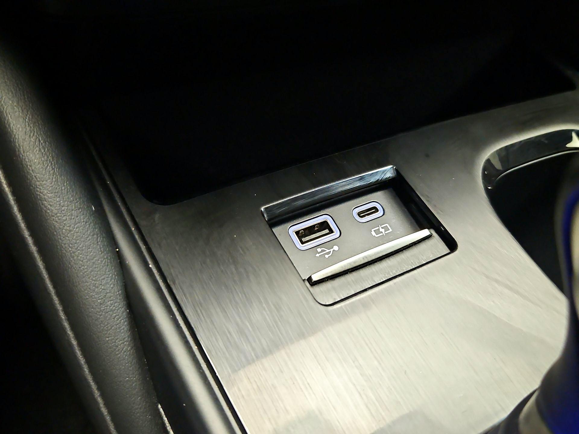 Thumbnail: 2024 Lexus ES - 19