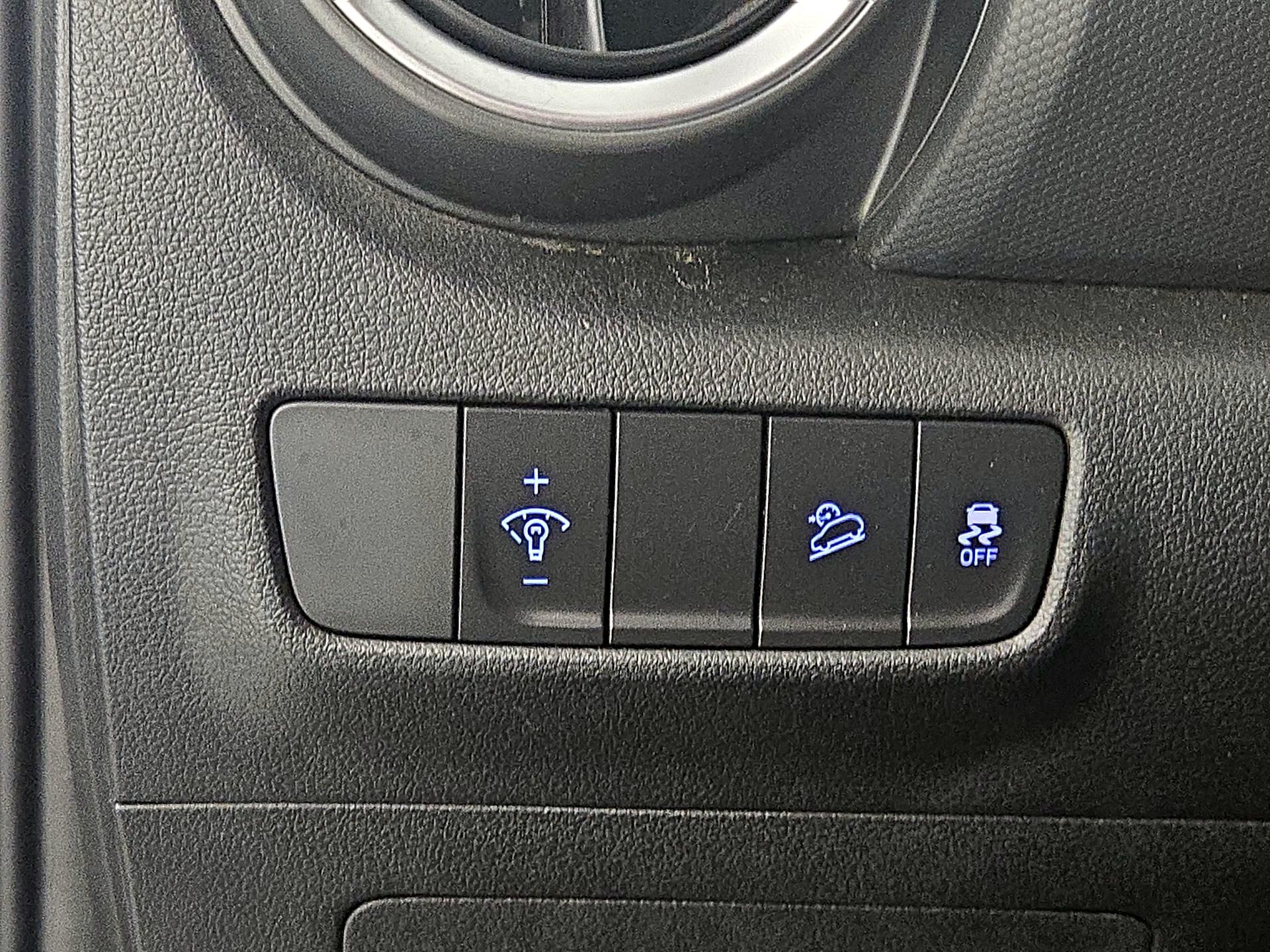 Thumbnail: 2023 Hyundai Kona - 13