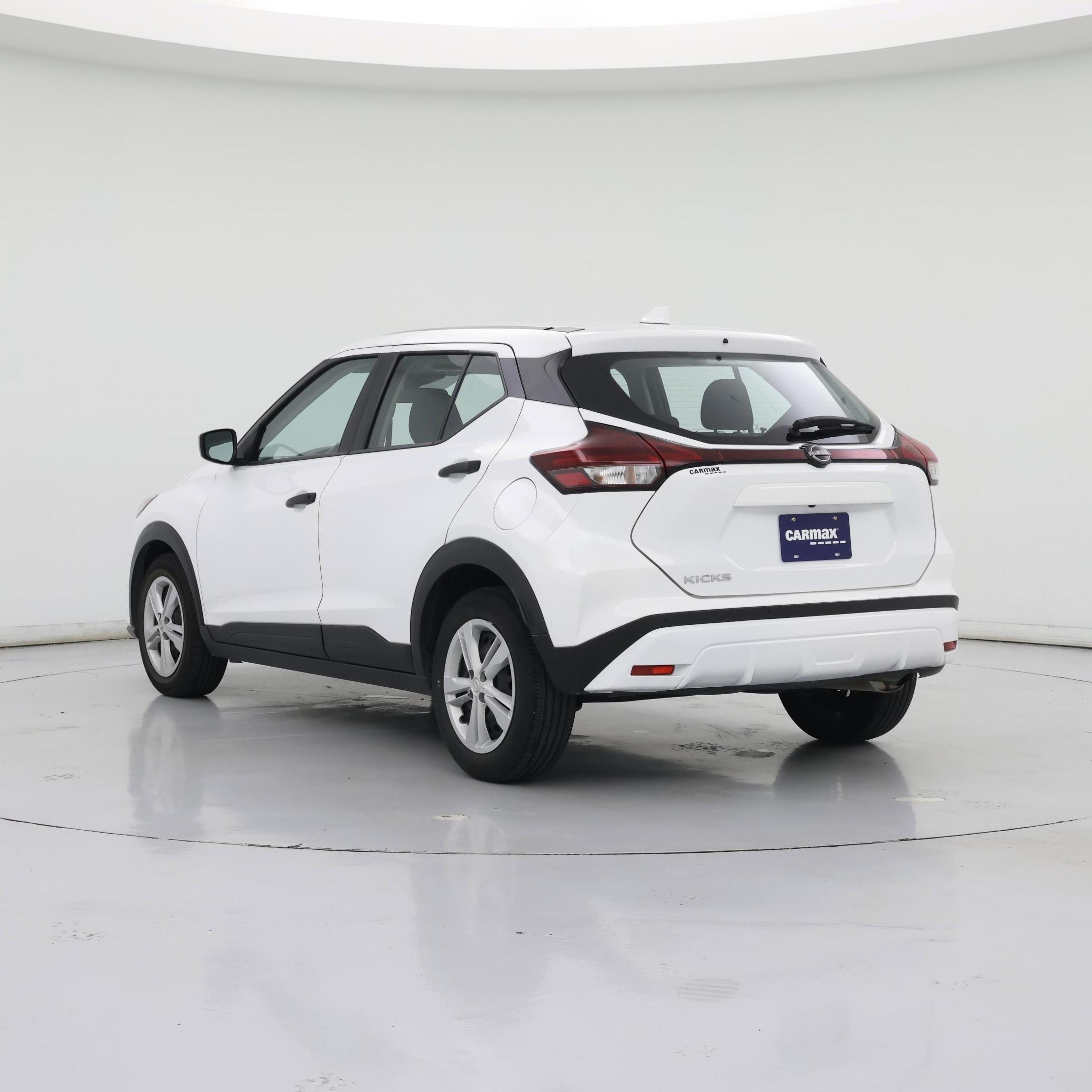 Thumbnail: 2024 Nissan Kicks - 2