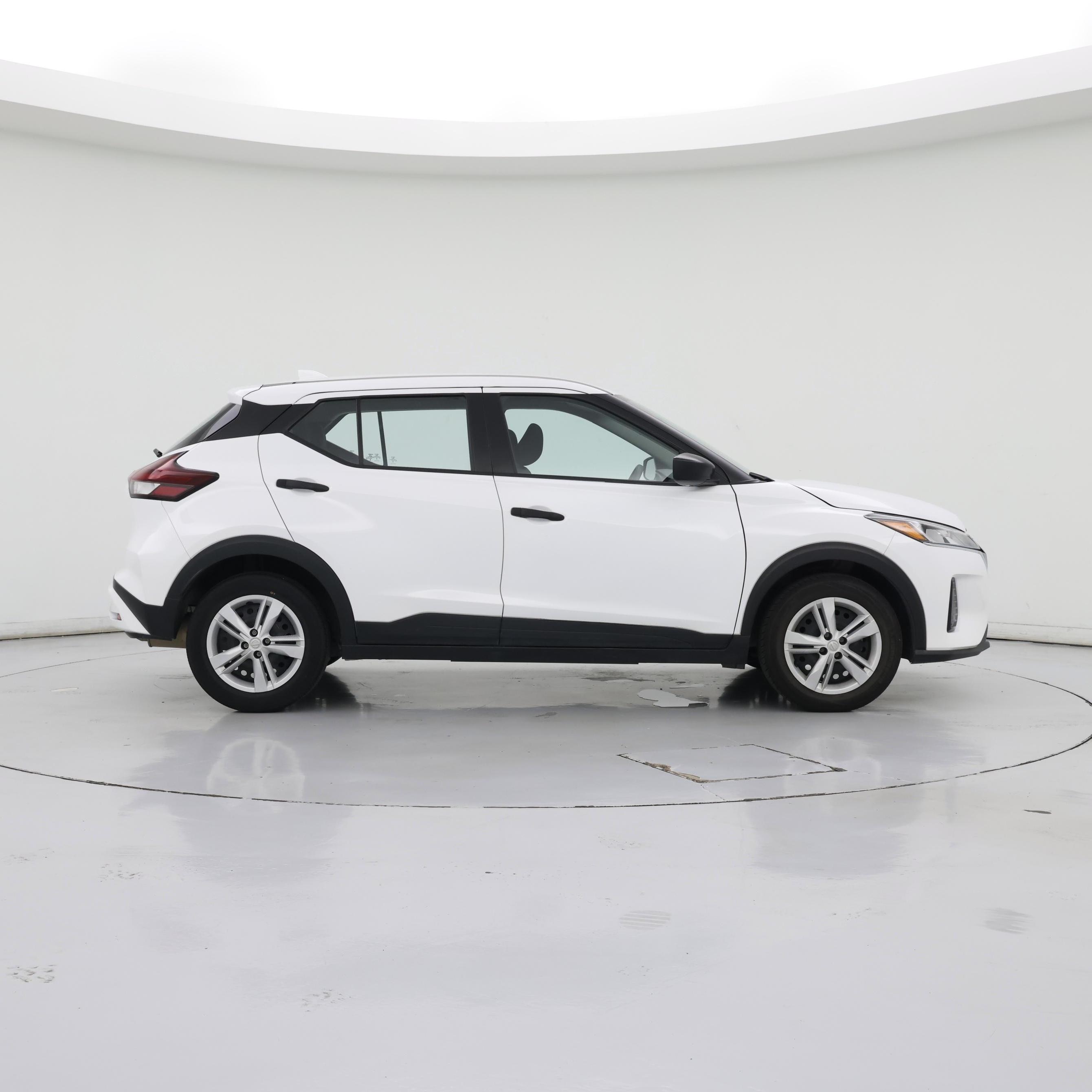 Thumbnail: 2024 Nissan Kicks - 7