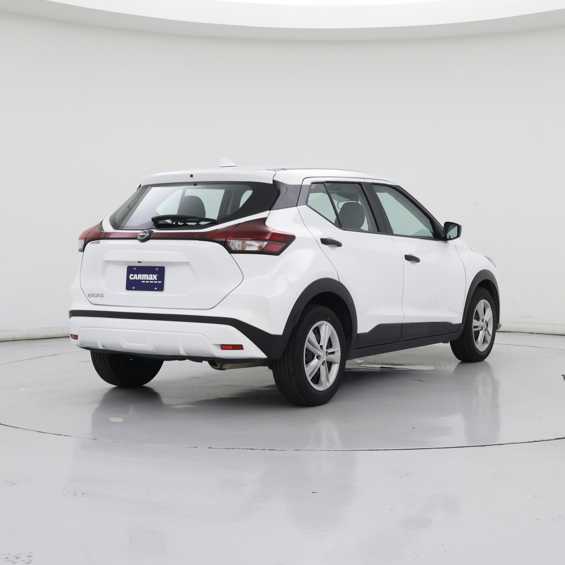 Thumbnail: 2024 Nissan Kicks - 8