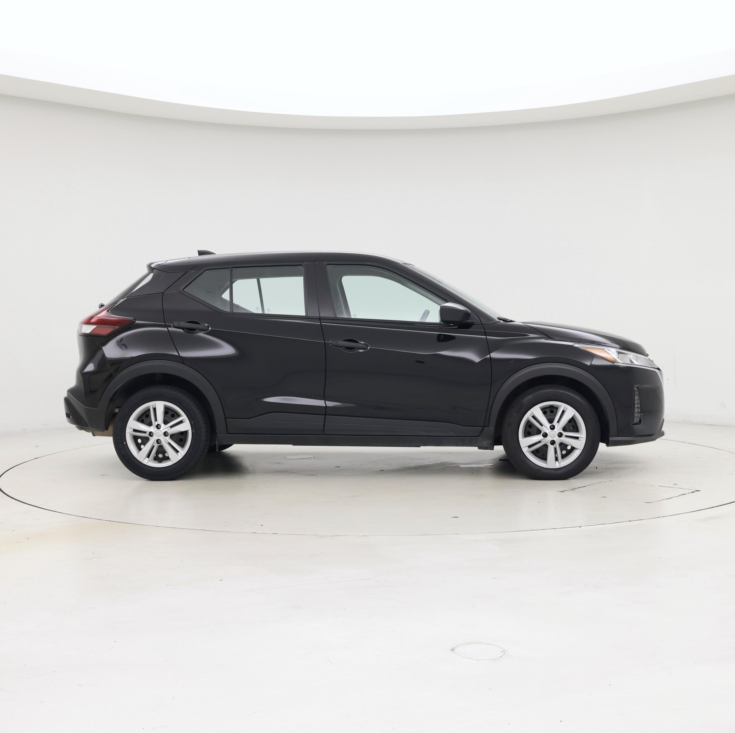 Thumbnail: 2024 Nissan Kicks - 7