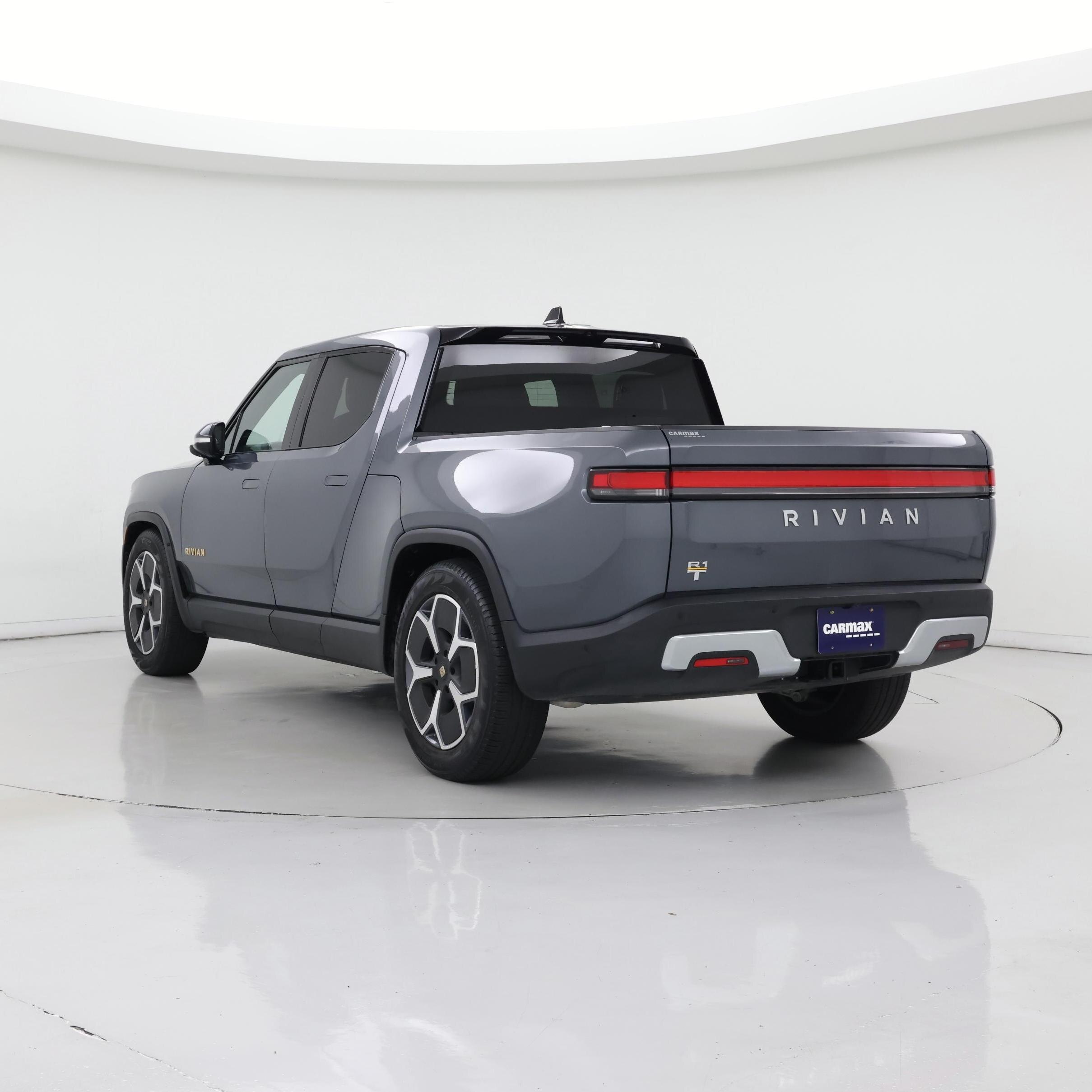 Thumbnail: 2022 Rivian R1T - 2