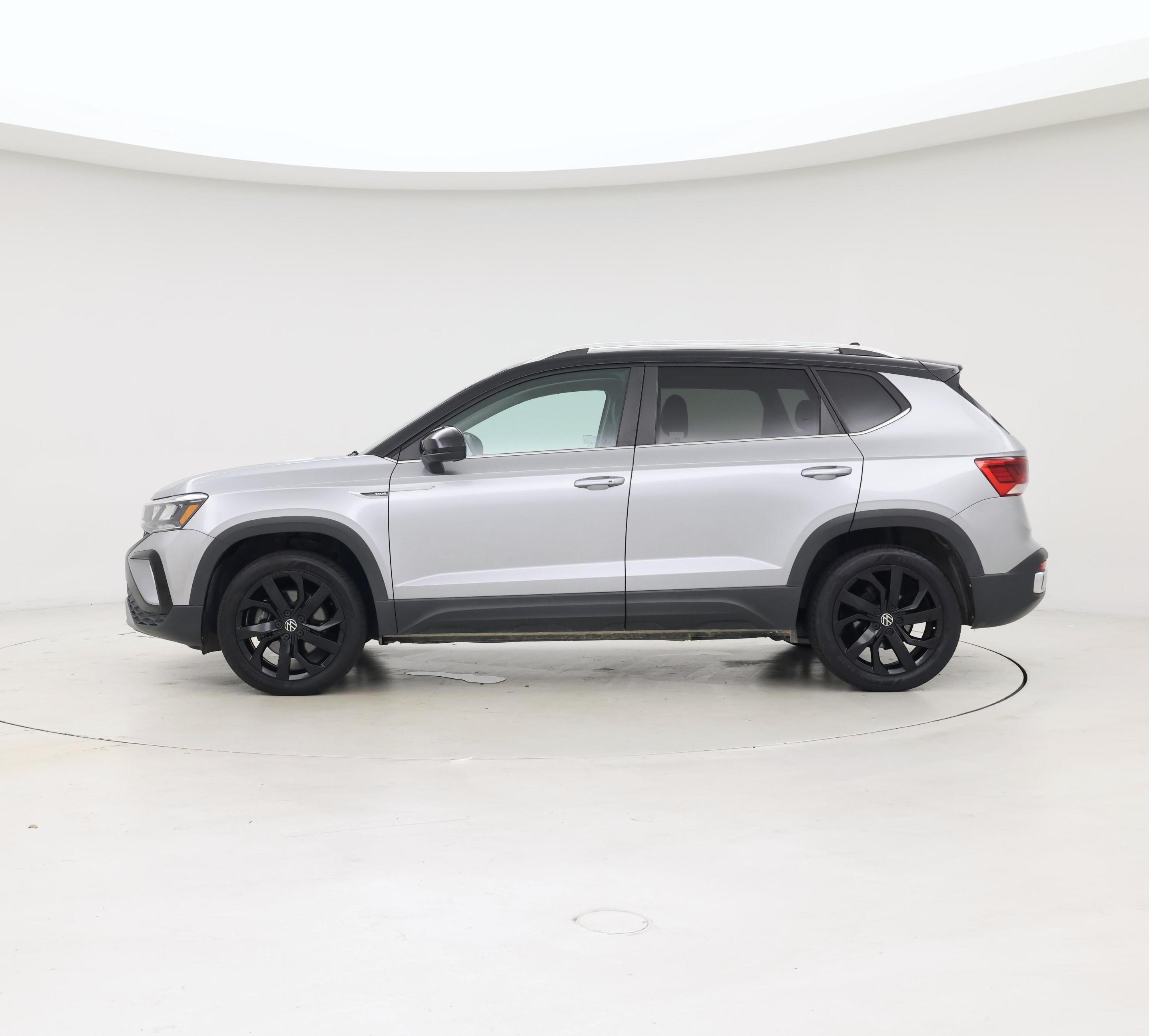Thumbnail: 2023 Volkswagen Taos - 3