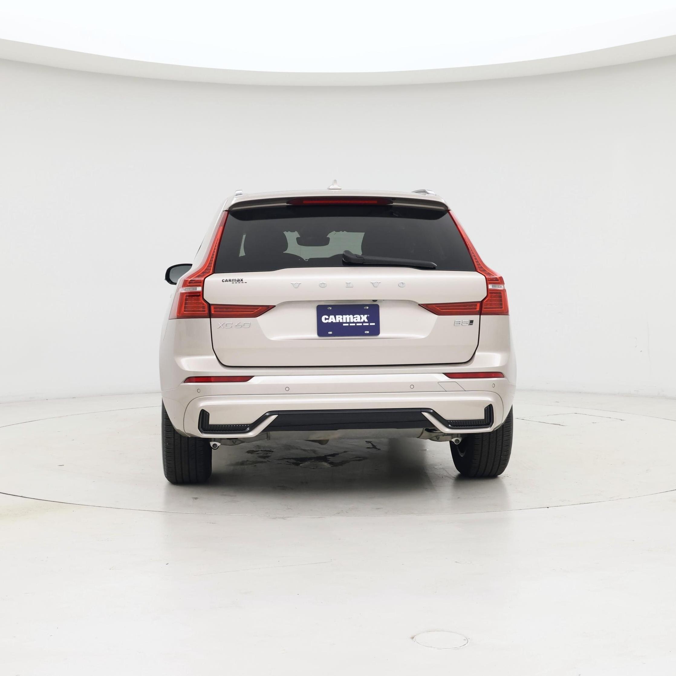 Thumbnail: 2025 Volvo XC60 - 6