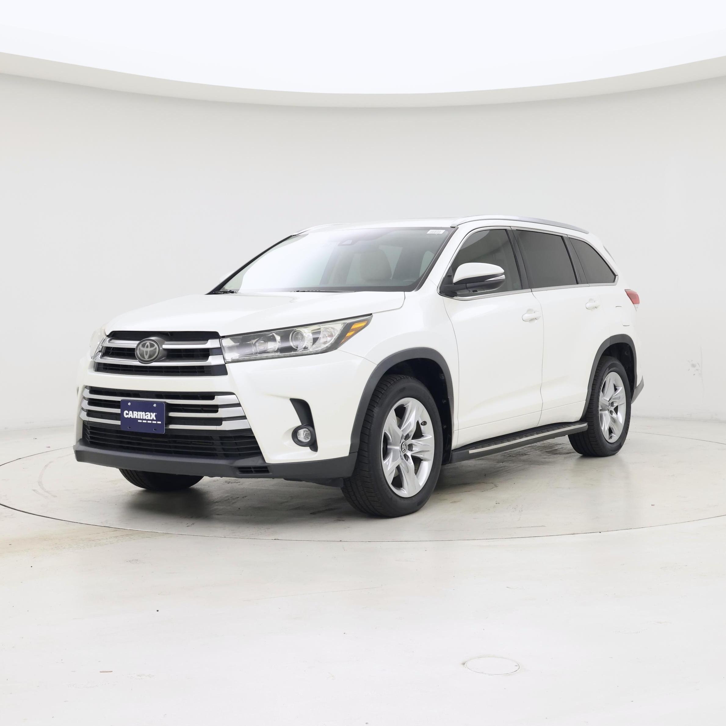 Thumbnail: 2019 Toyota Highlander - 4
