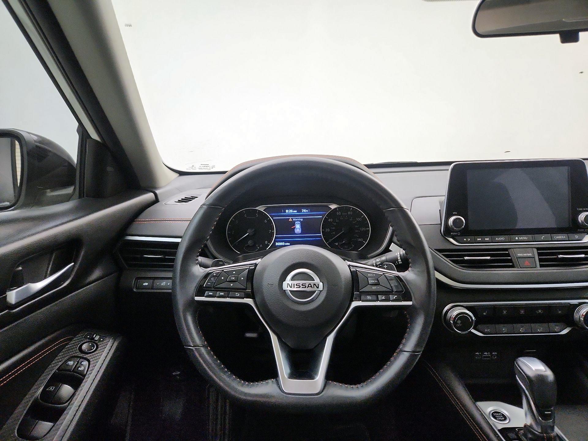 Thumbnail: 2020 Nissan Altima - 10