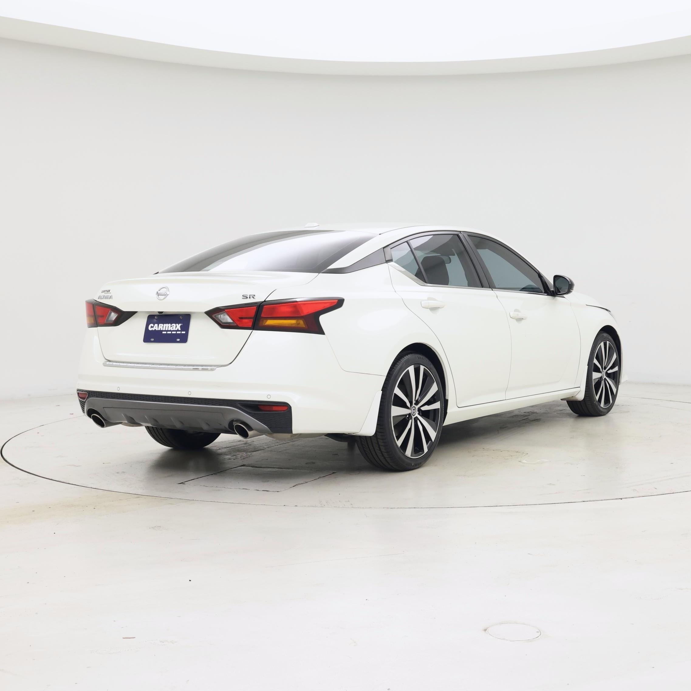 Thumbnail: 2020 Nissan Altima - 8