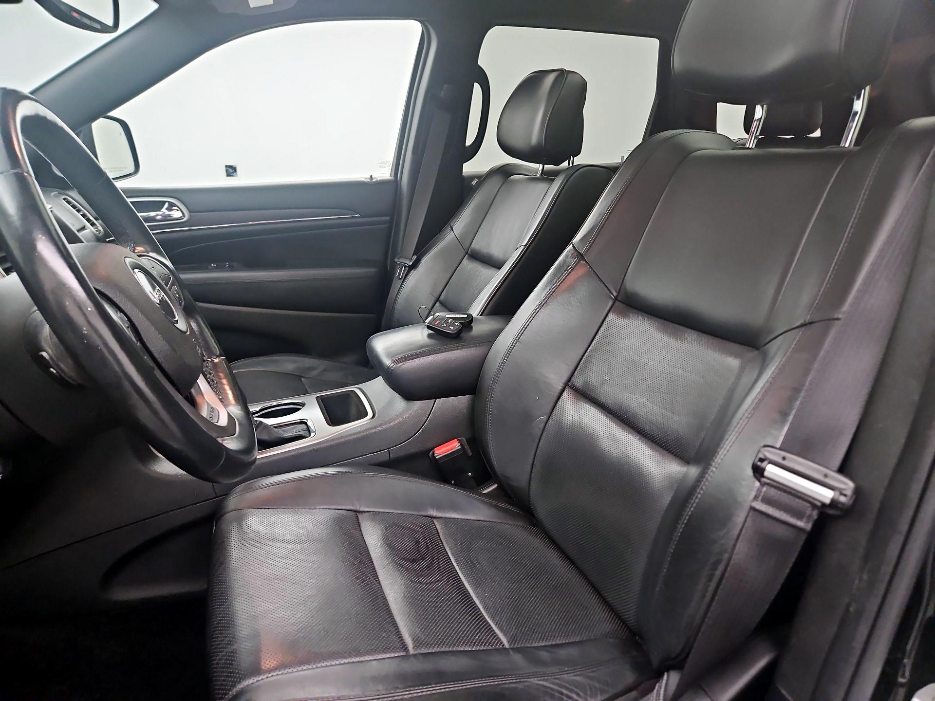 Thumbnail: 2018 Jeep Grand Cherokee - 11