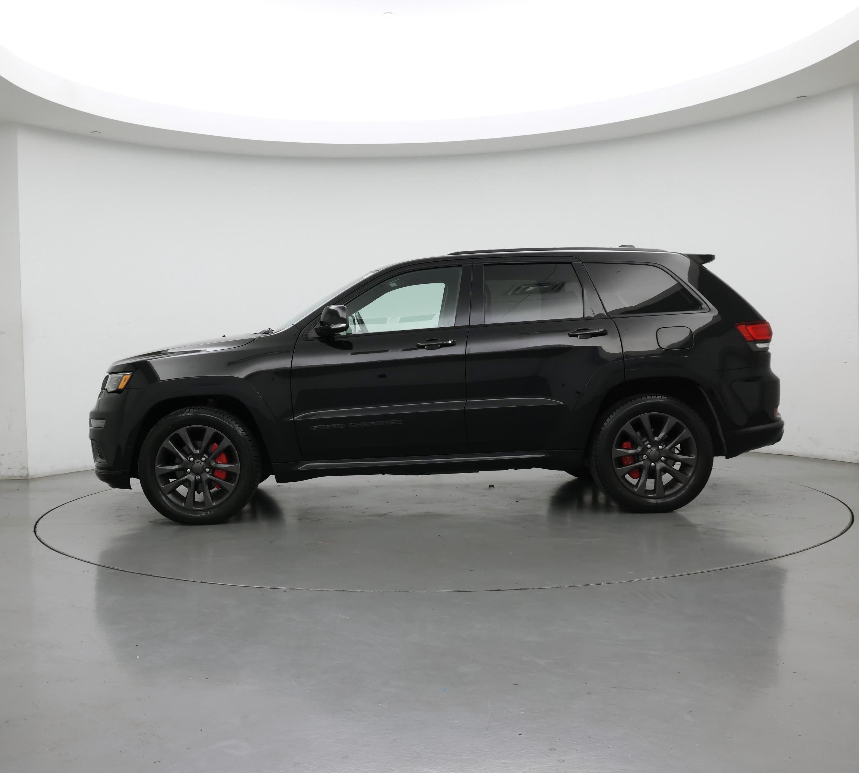 Thumbnail: 2018 Jeep Grand Cherokee - 3