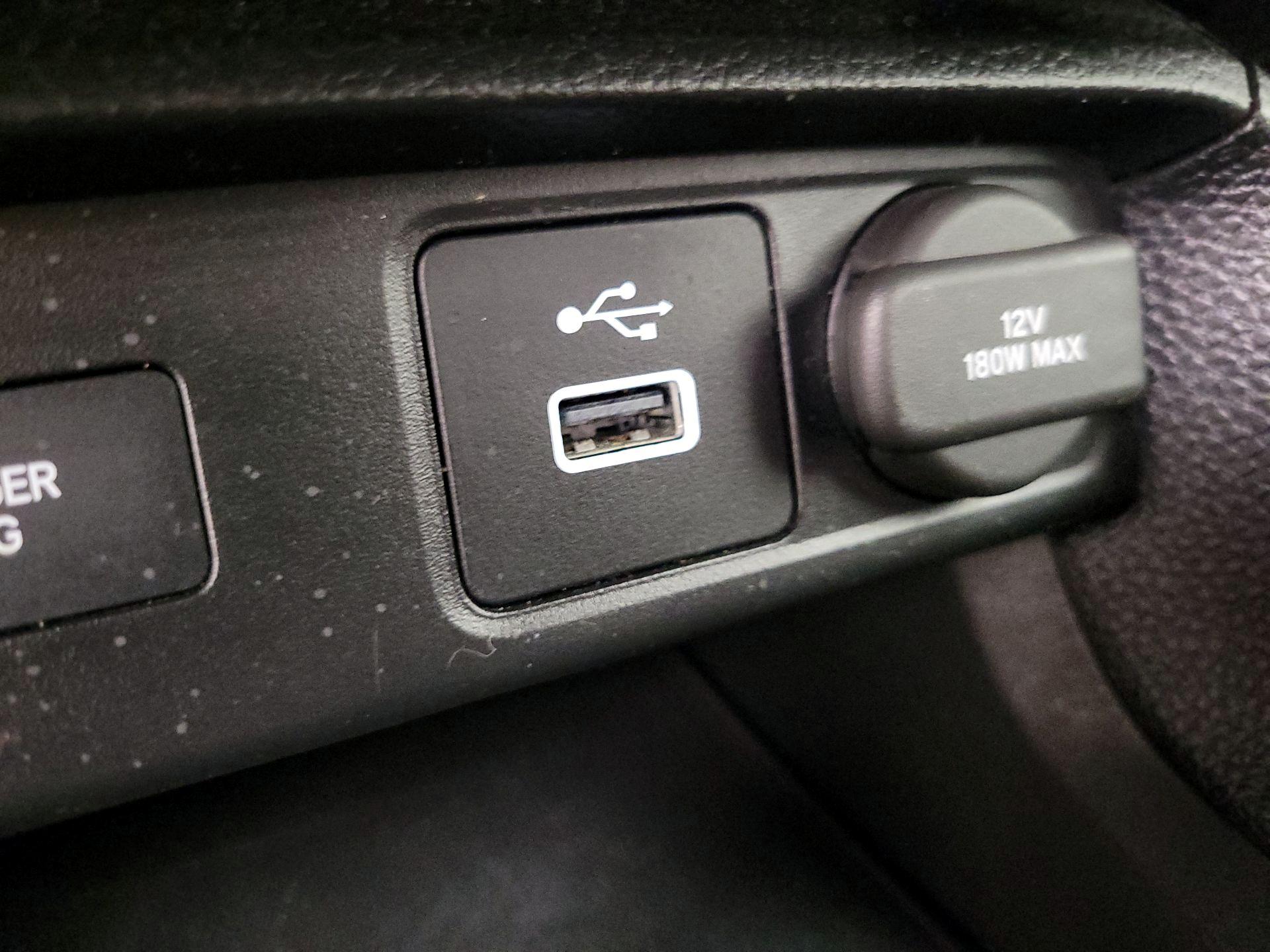 Thumbnail: 2023 Honda Civic - 18