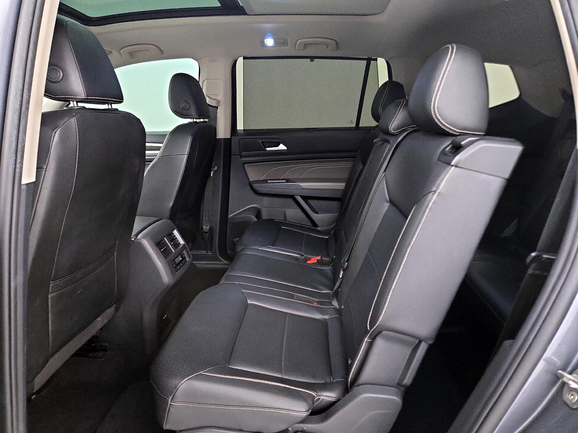 Thumbnail: 2021 Volkswagen Atlas - 20