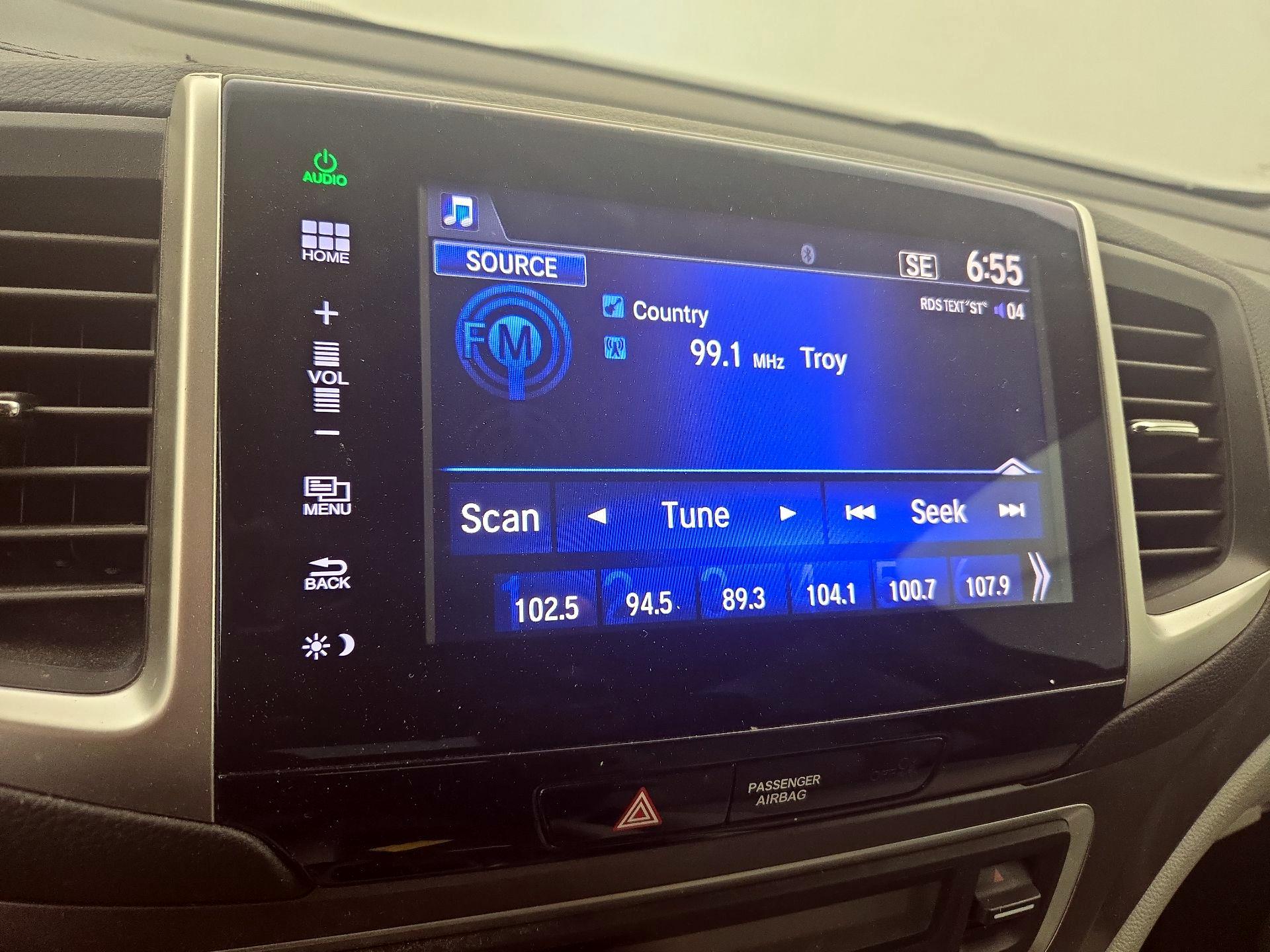 Thumbnail: 2016 Honda Pilot - 15