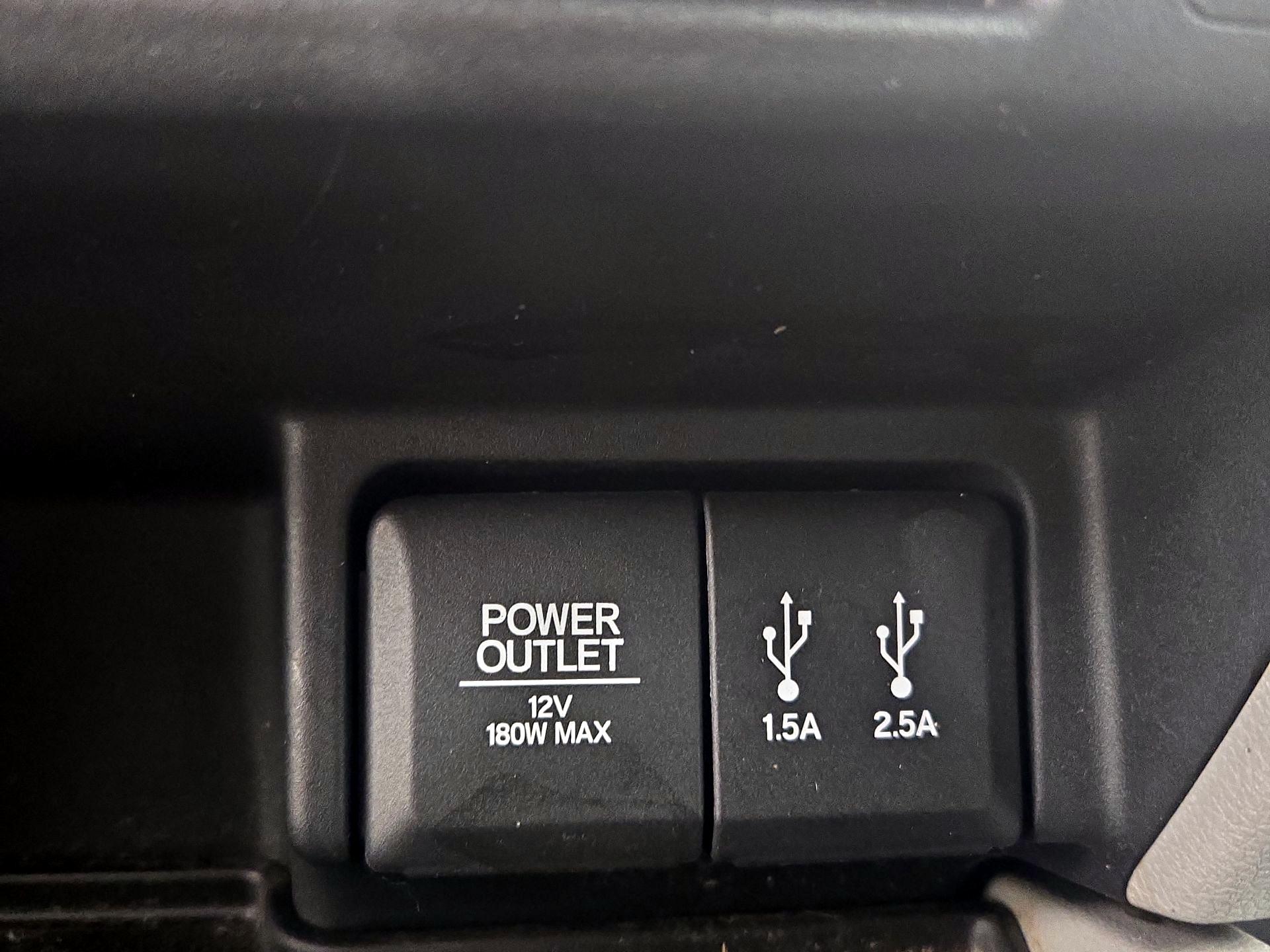 Thumbnail: 2016 Honda Pilot - 18