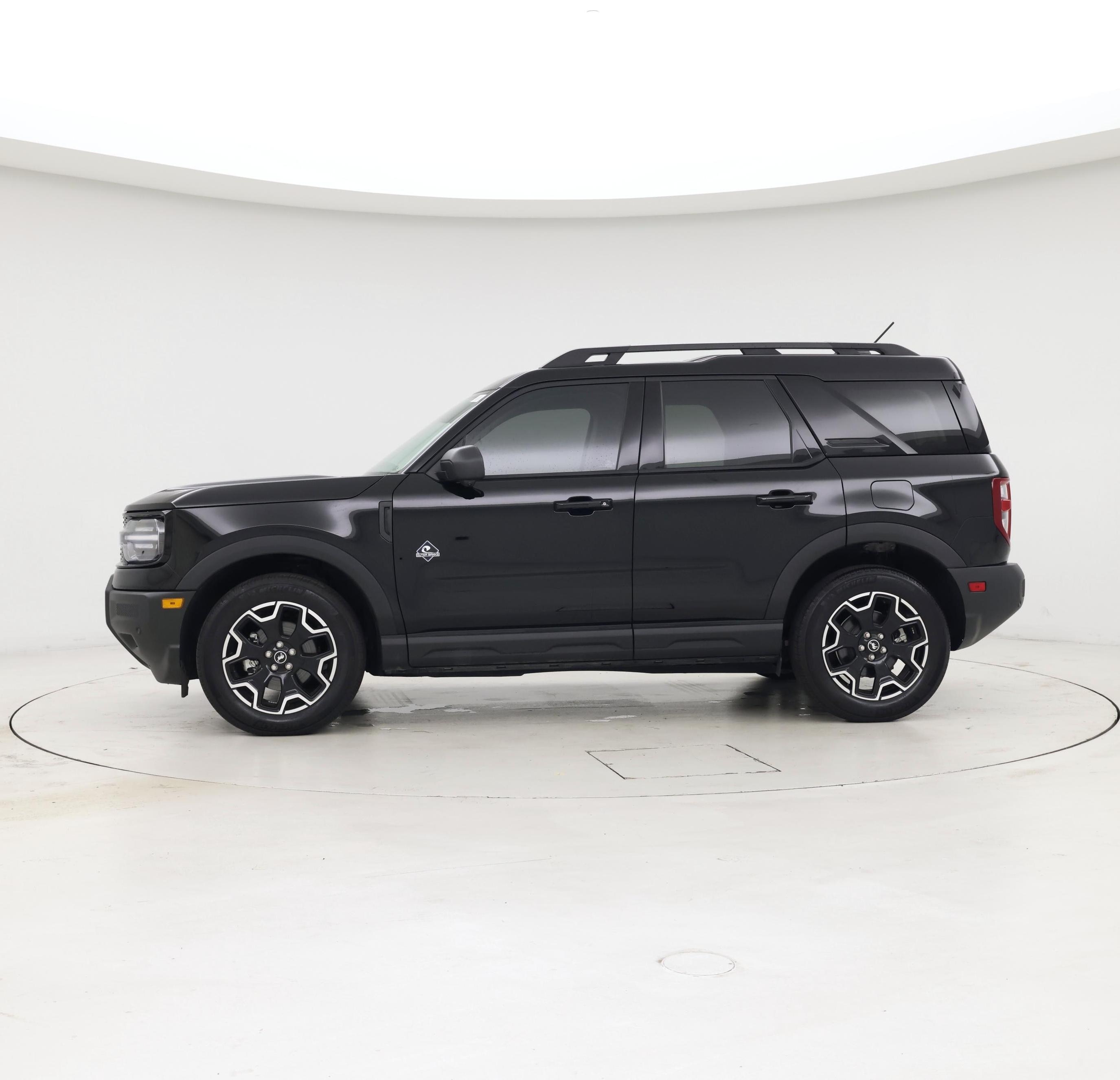 Thumbnail: 2025 Ford Bronco Sport - 3