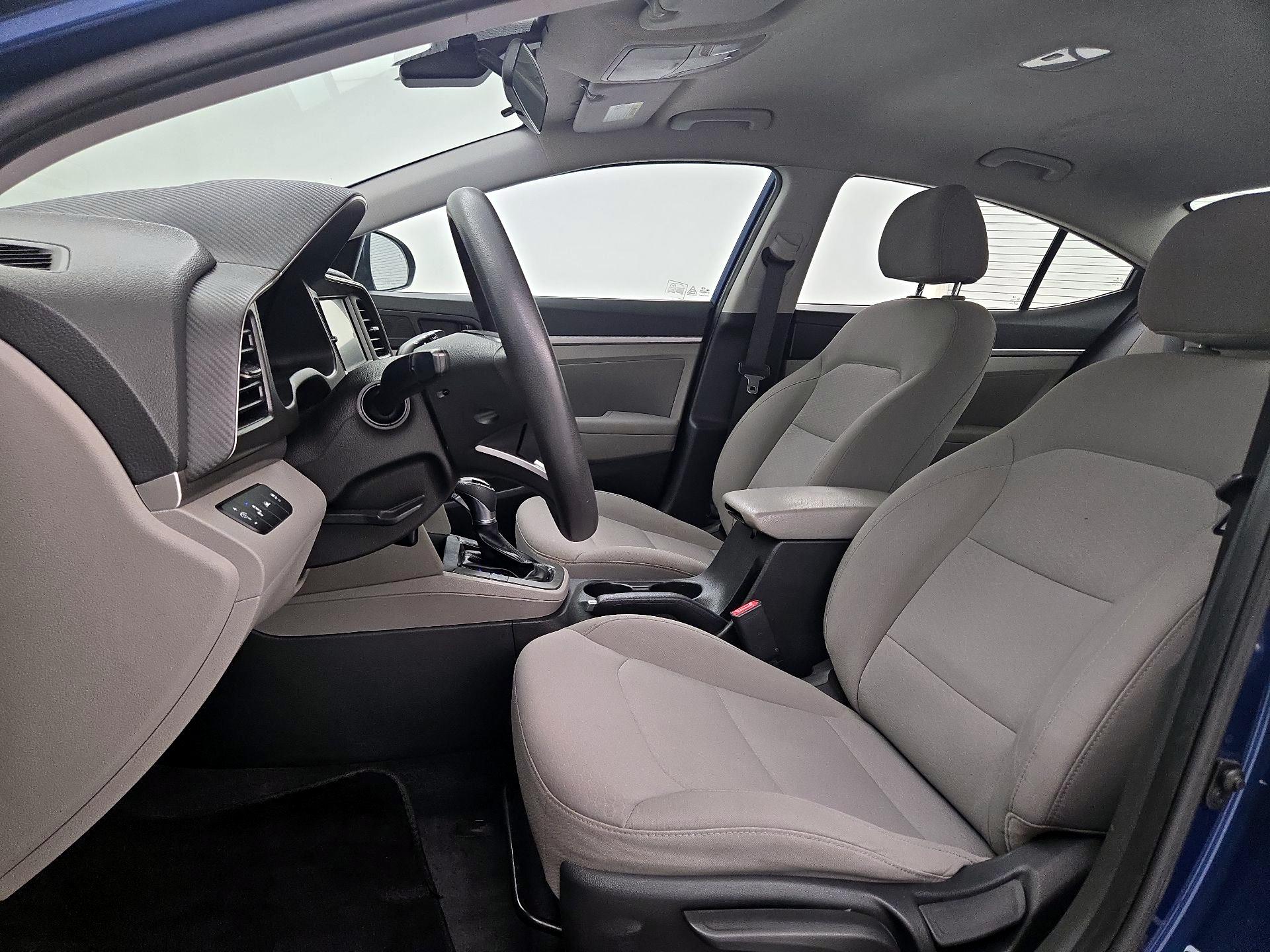 Thumbnail: 2019 Hyundai Elantra - 11