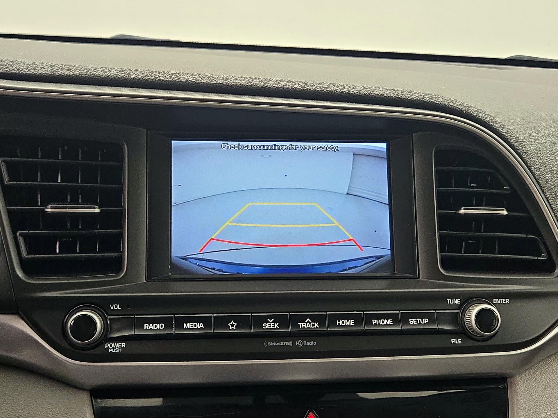 Thumbnail: 2019 Hyundai Elantra - 14