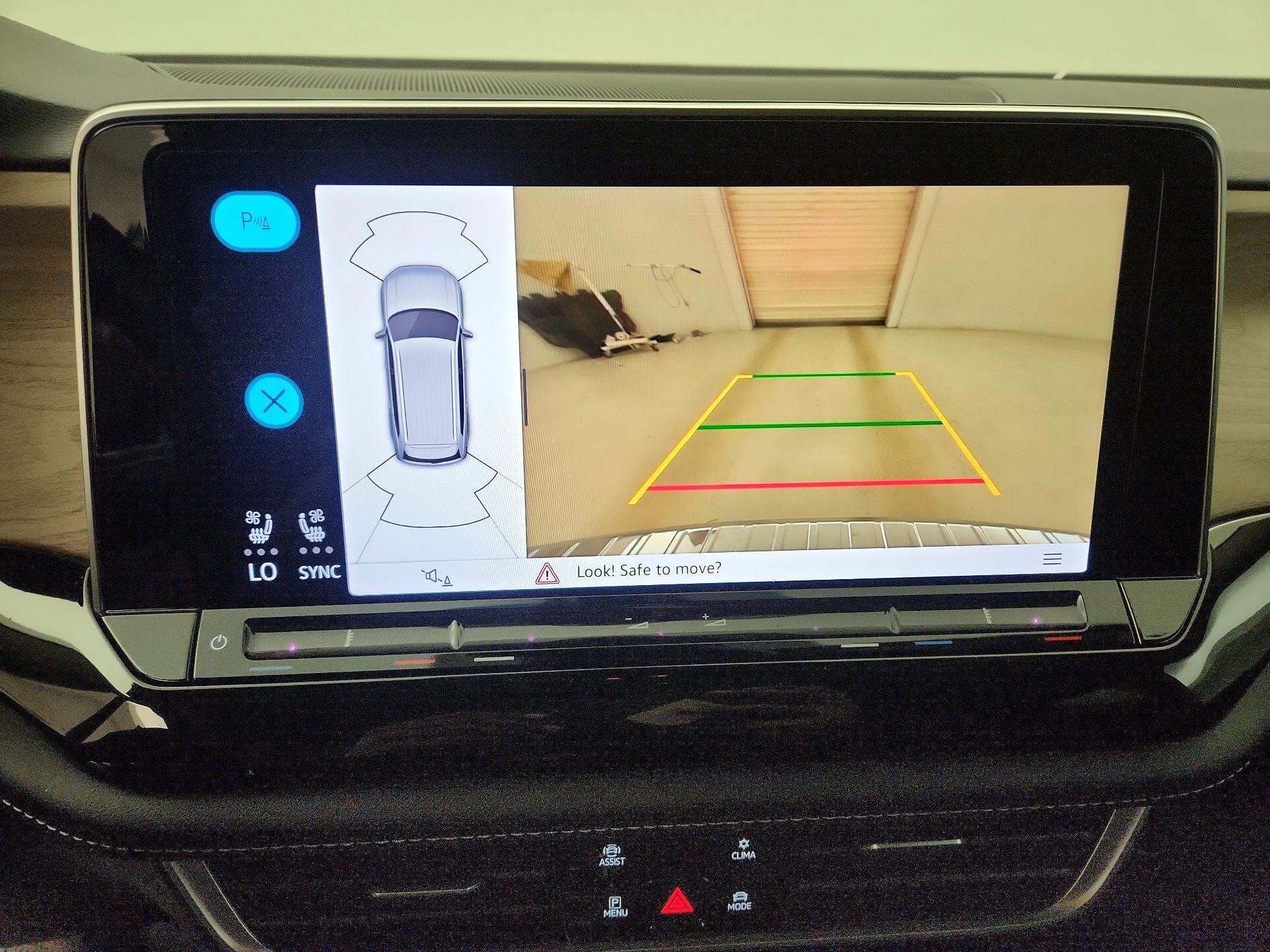 Thumbnail: 2024 Volkswagen Atlas - 14