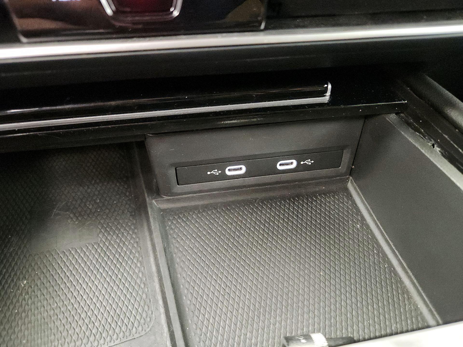 Thumbnail: 2024 Volkswagen Atlas - 18