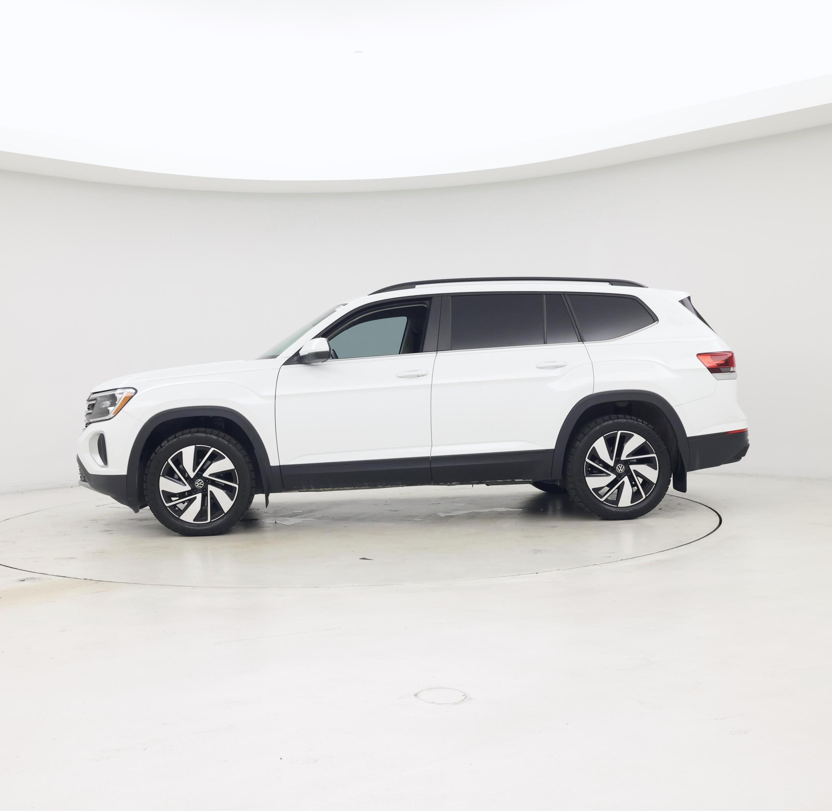 Thumbnail: 2024 Volkswagen Atlas - 3