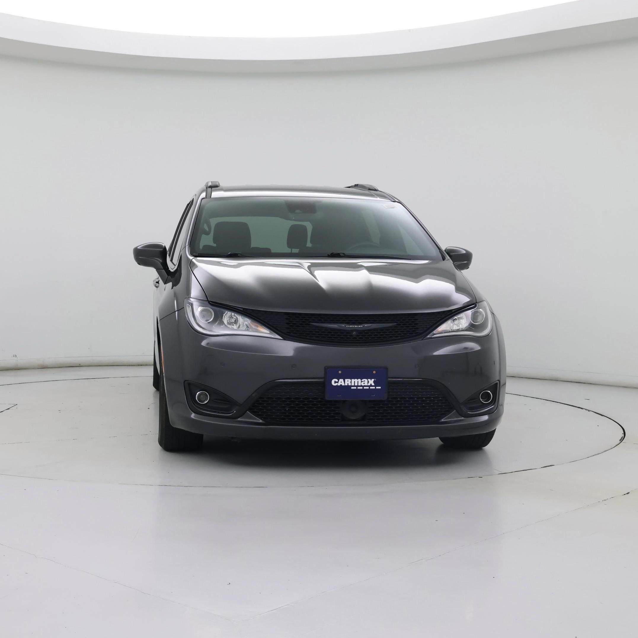 Thumbnail: 2019 Chrysler Pacifica - 5