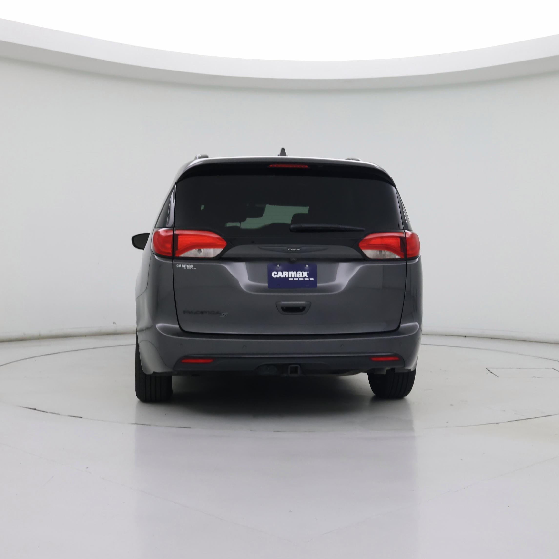 Thumbnail: 2019 Chrysler Pacifica - 6
