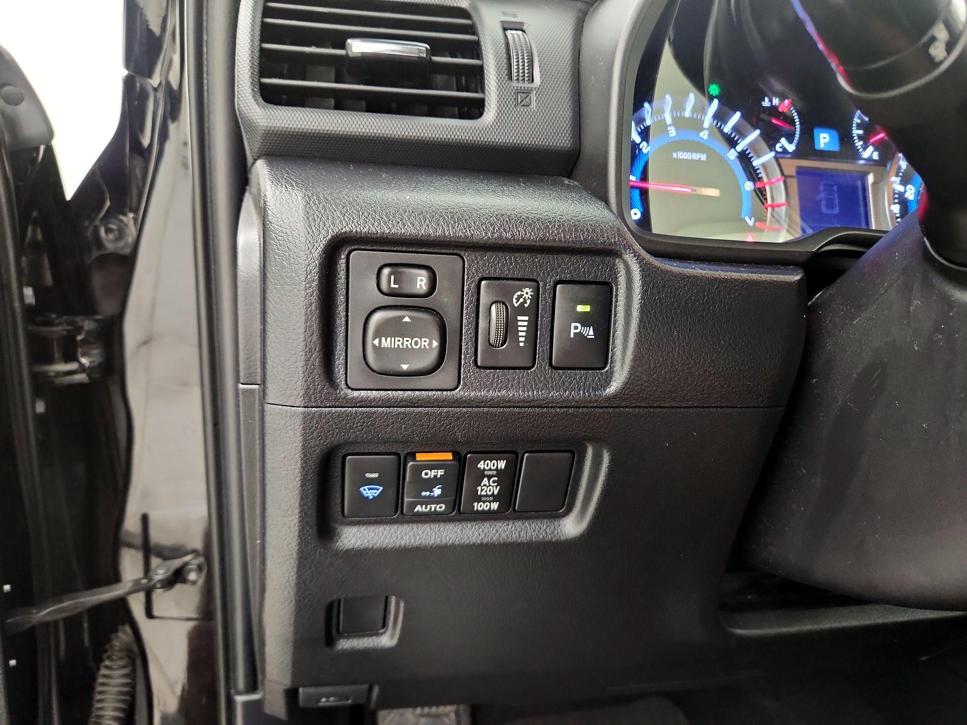 Thumbnail: 2019 Toyota 4Runner - 13
