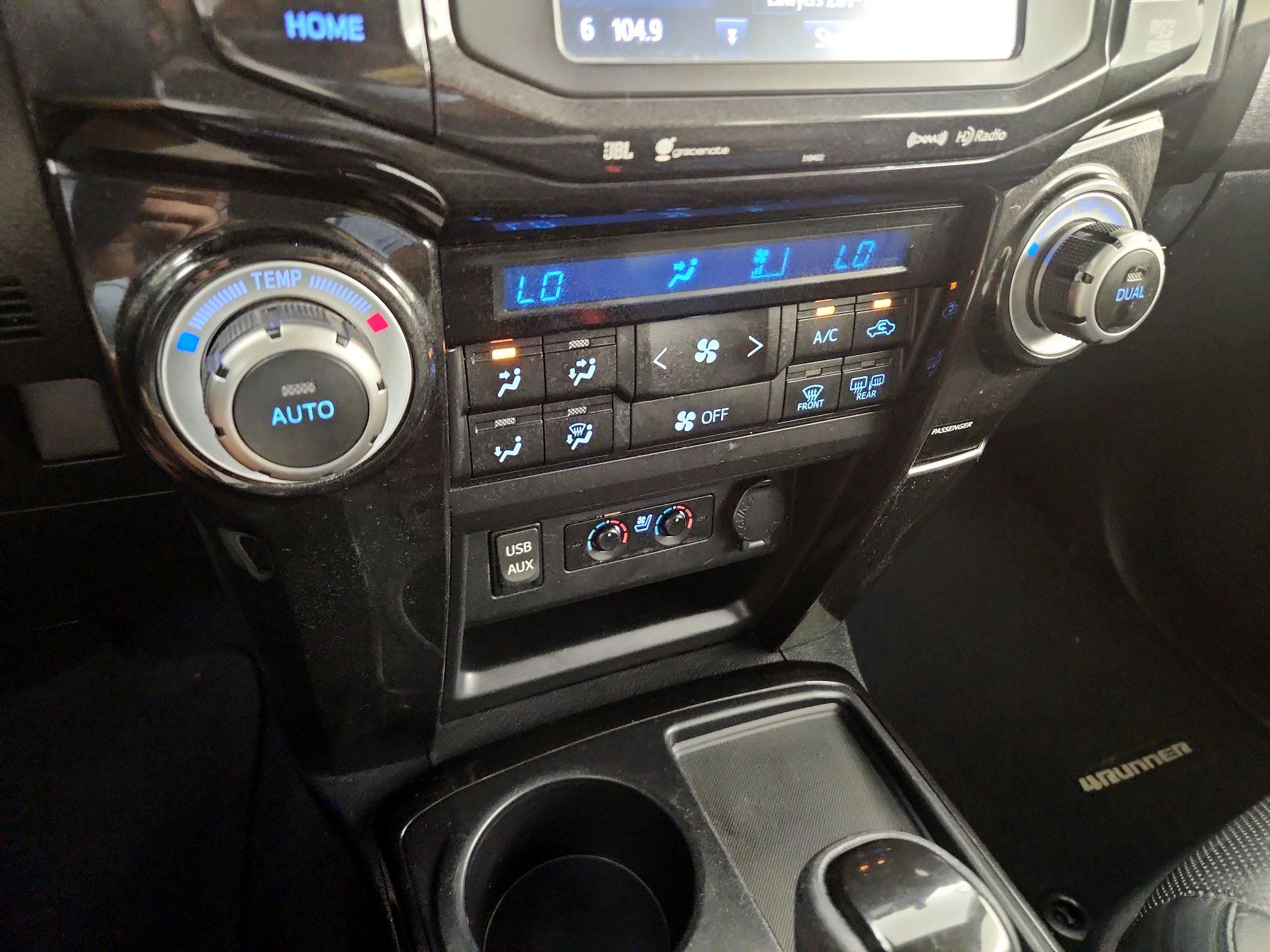 Thumbnail: 2019 Toyota 4Runner - 17