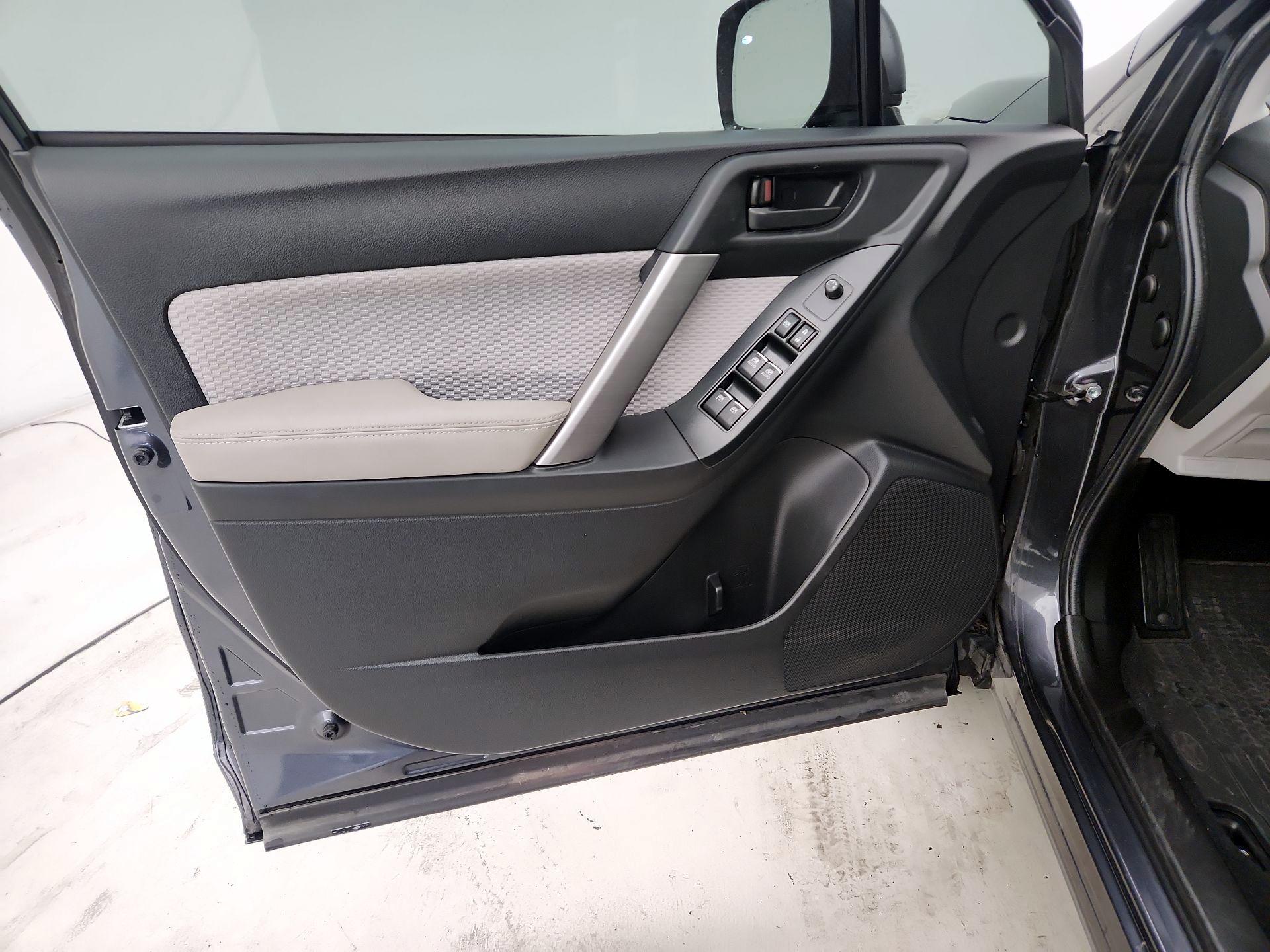 Thumbnail: 2018 Subaru Forester - 12