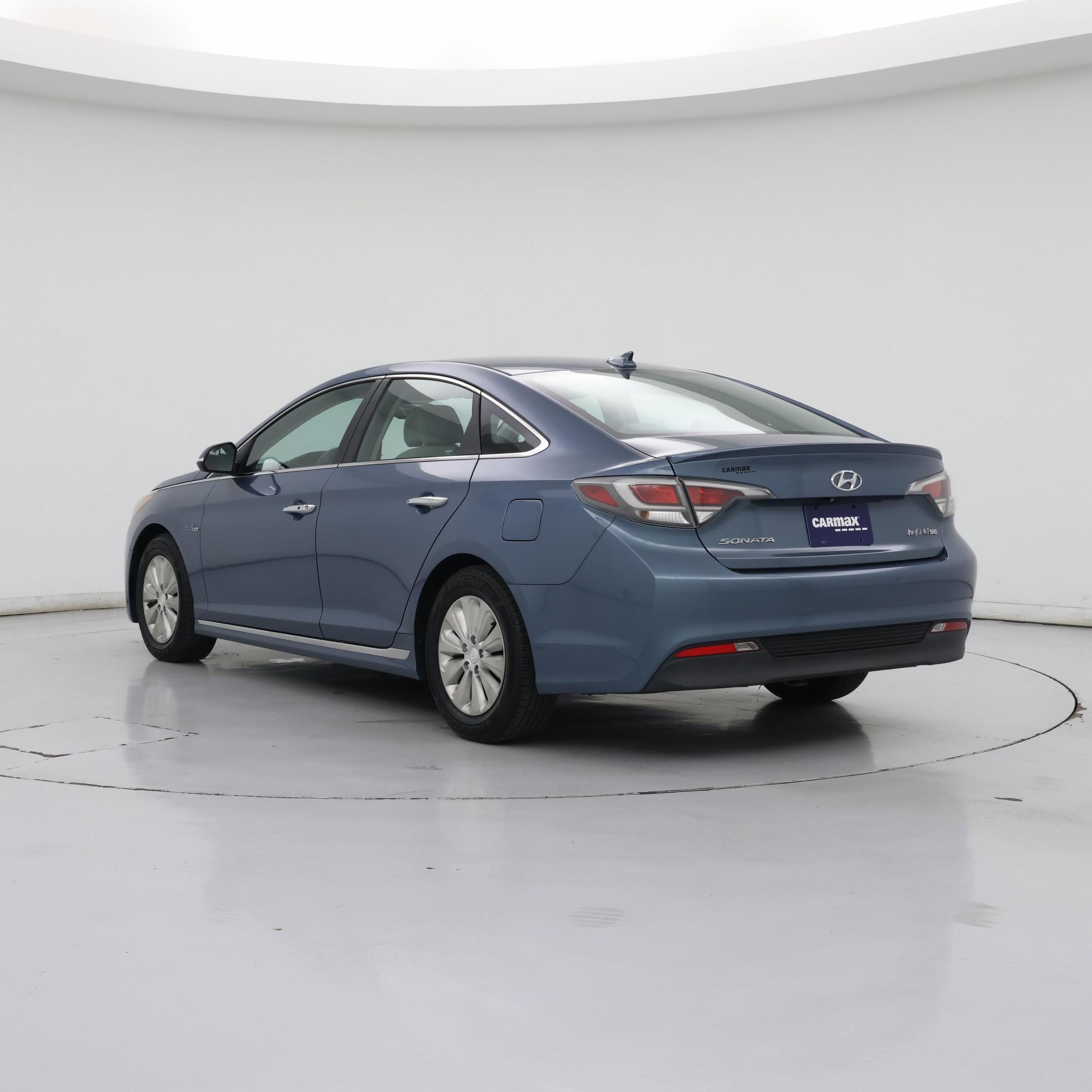 Thumbnail: 2016 Hyundai Sonata - 2