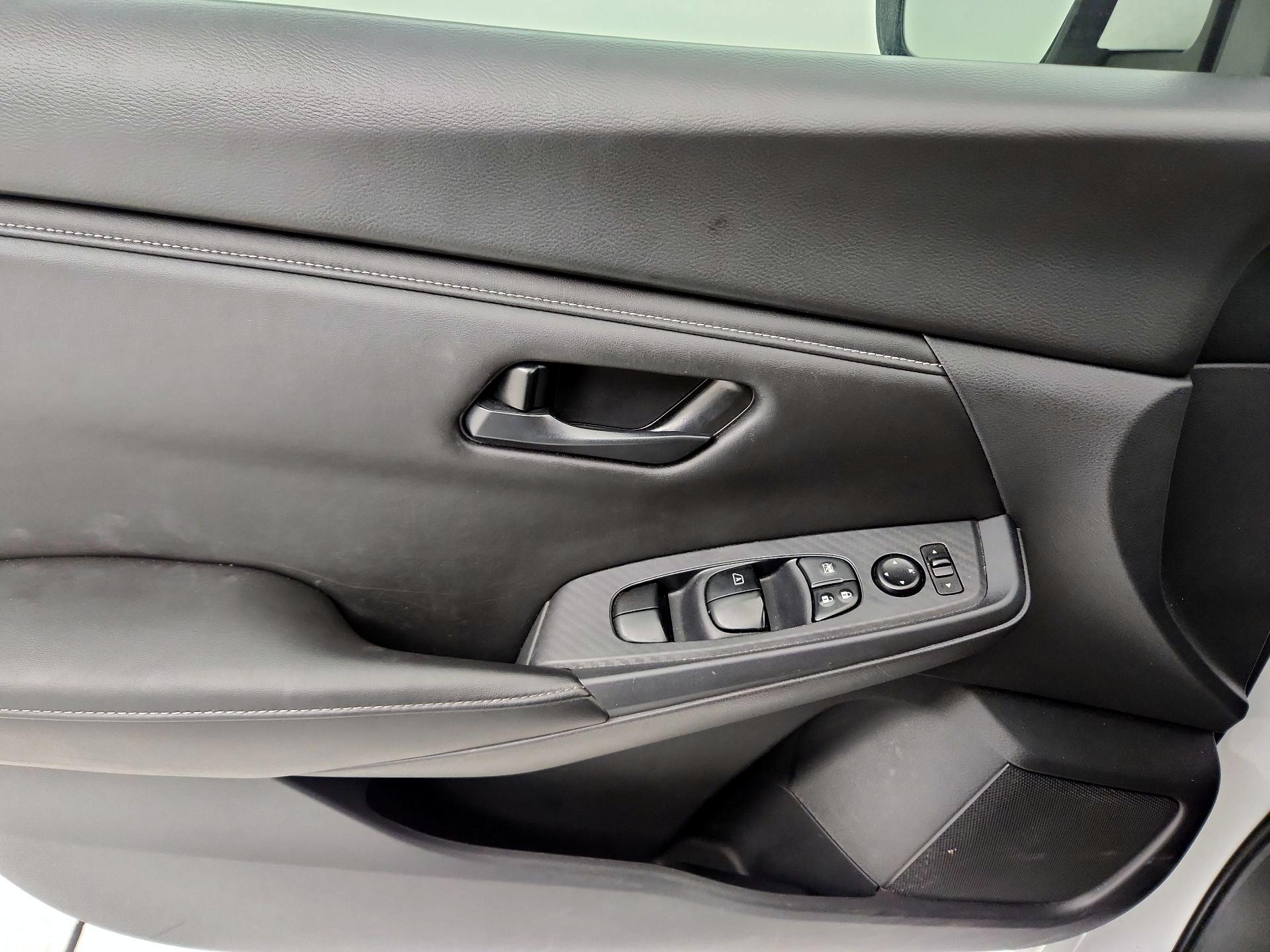 Thumbnail: 2024 Nissan Sentra - 10