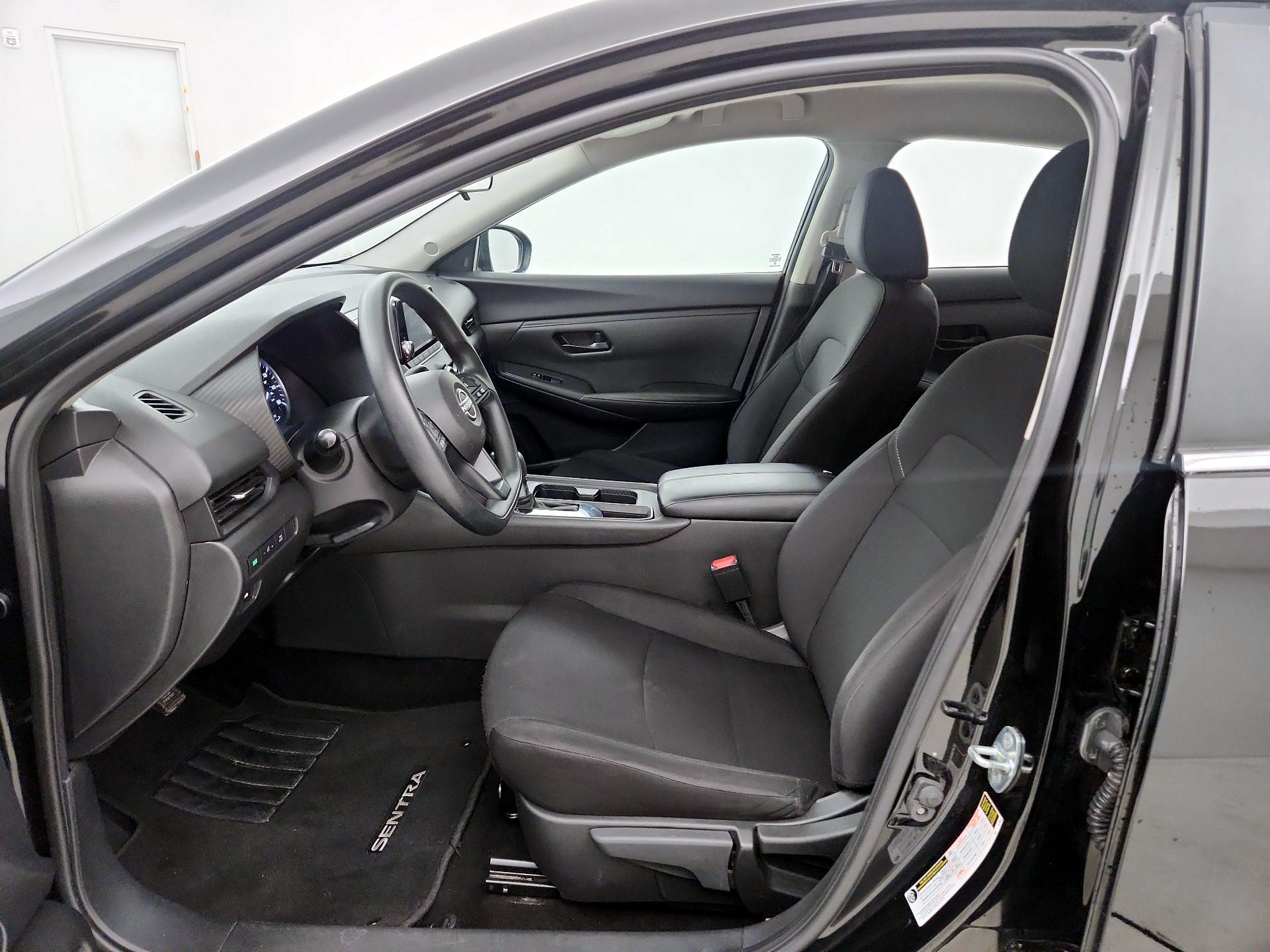 Thumbnail: 2024 Nissan Sentra - 9