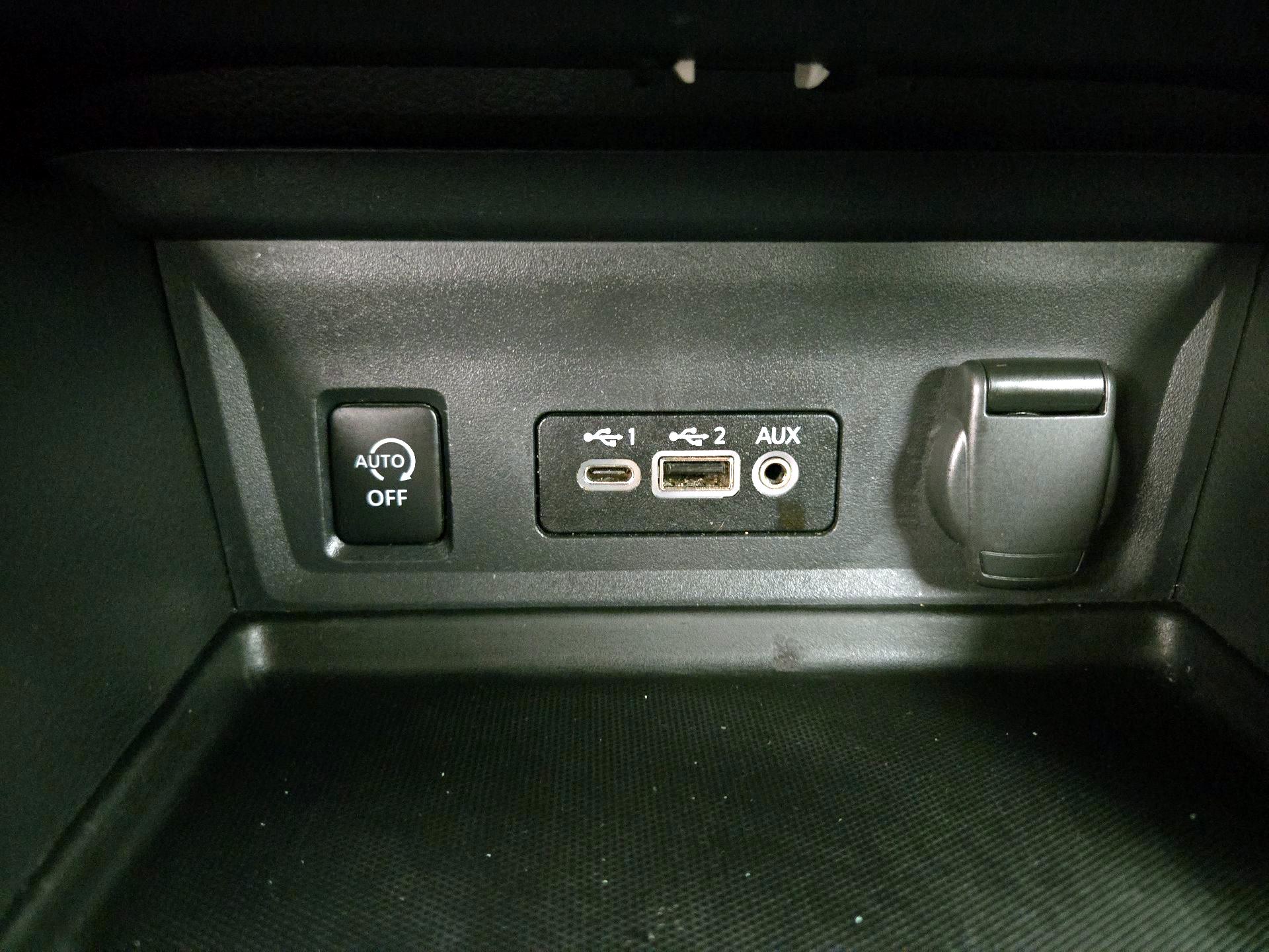 Thumbnail: 2024 Nissan Sentra - 18