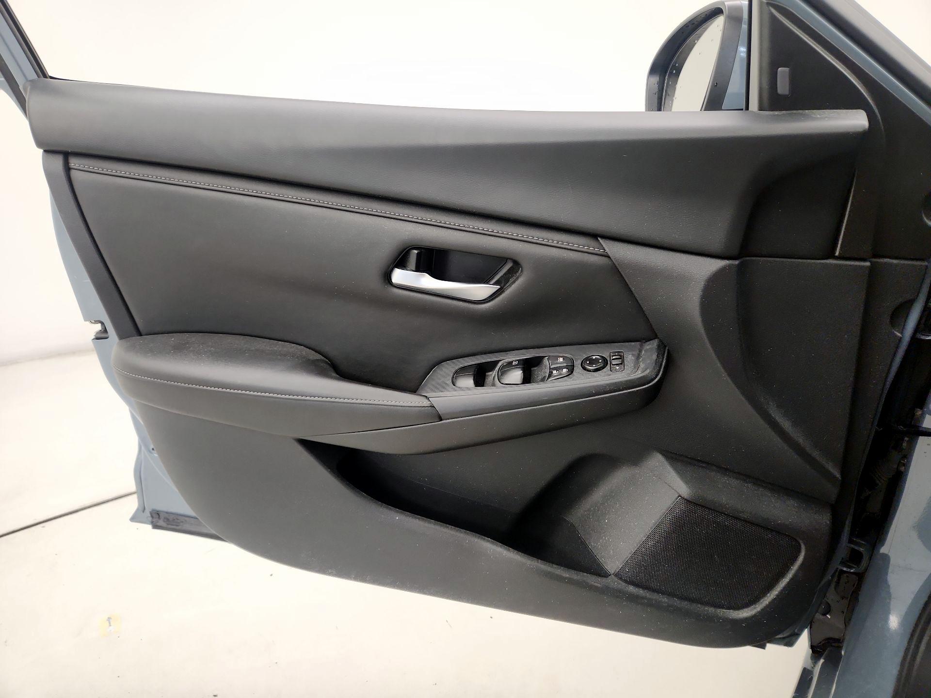Thumbnail: 2024 Nissan Sentra - 12