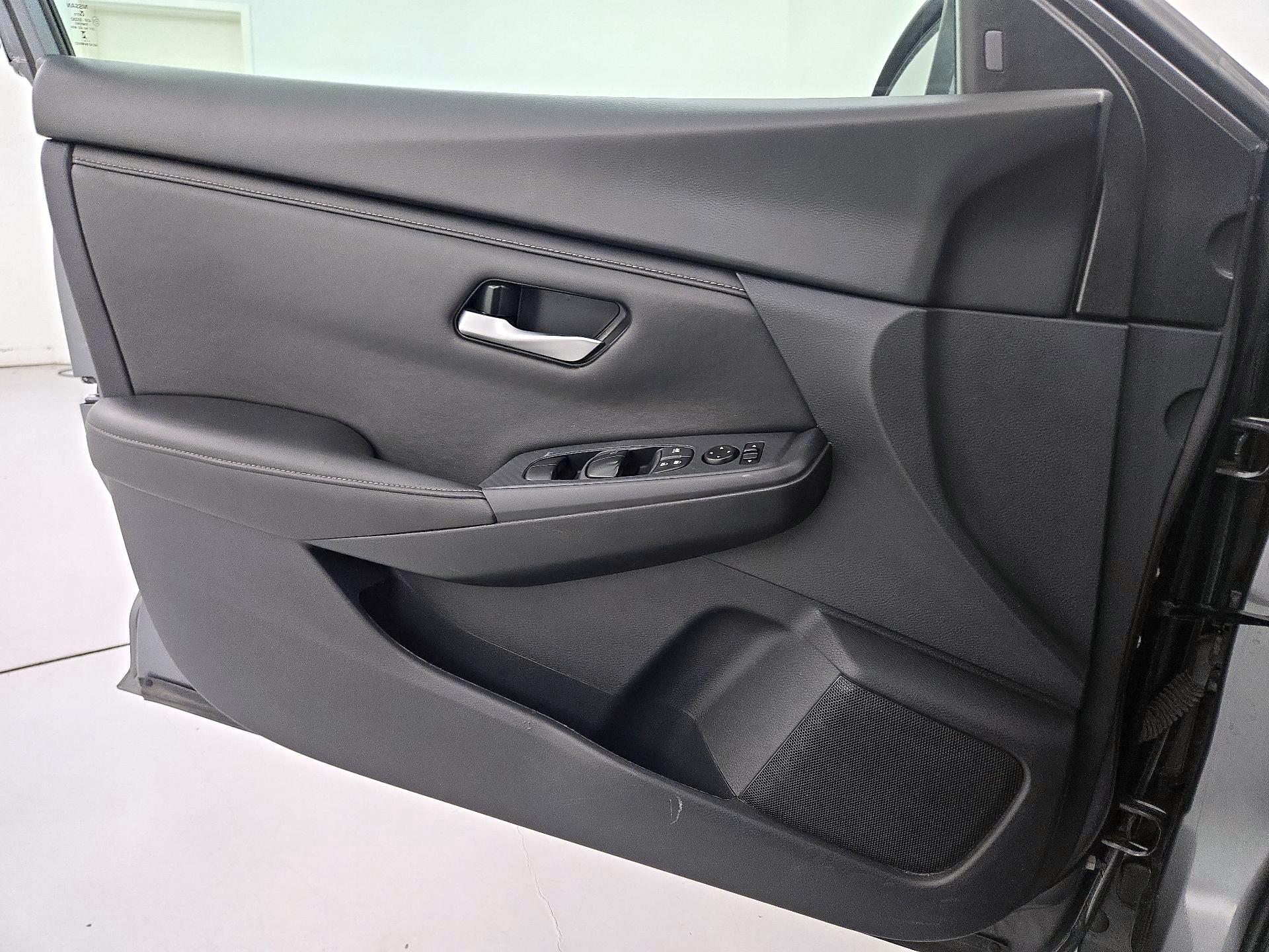 Thumbnail: 2024 Nissan Sentra - 12