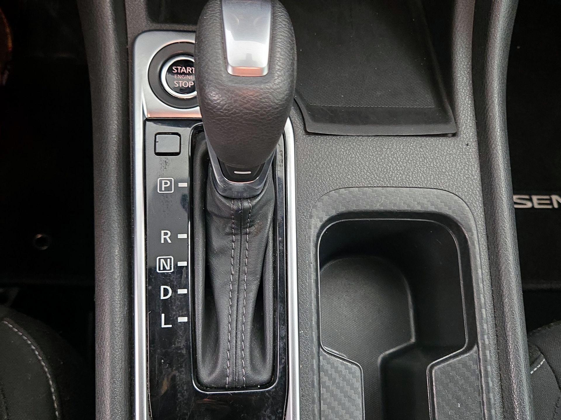 Thumbnail: 2024 Nissan Sentra - 17