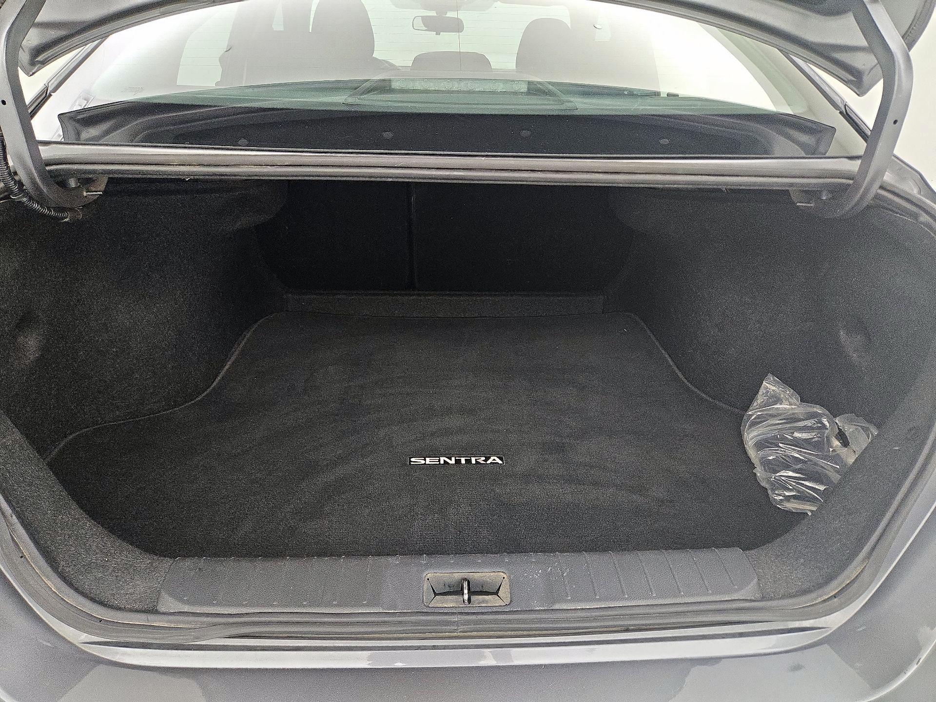 Thumbnail: 2024 Nissan Sentra - 20