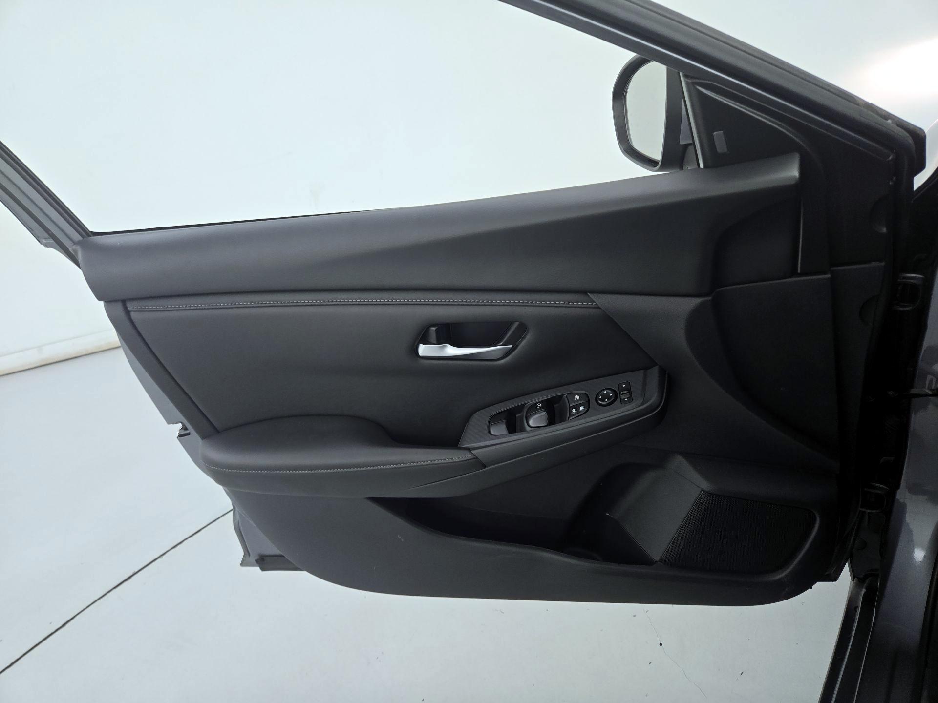 Thumbnail: 2024 Nissan Sentra - 12