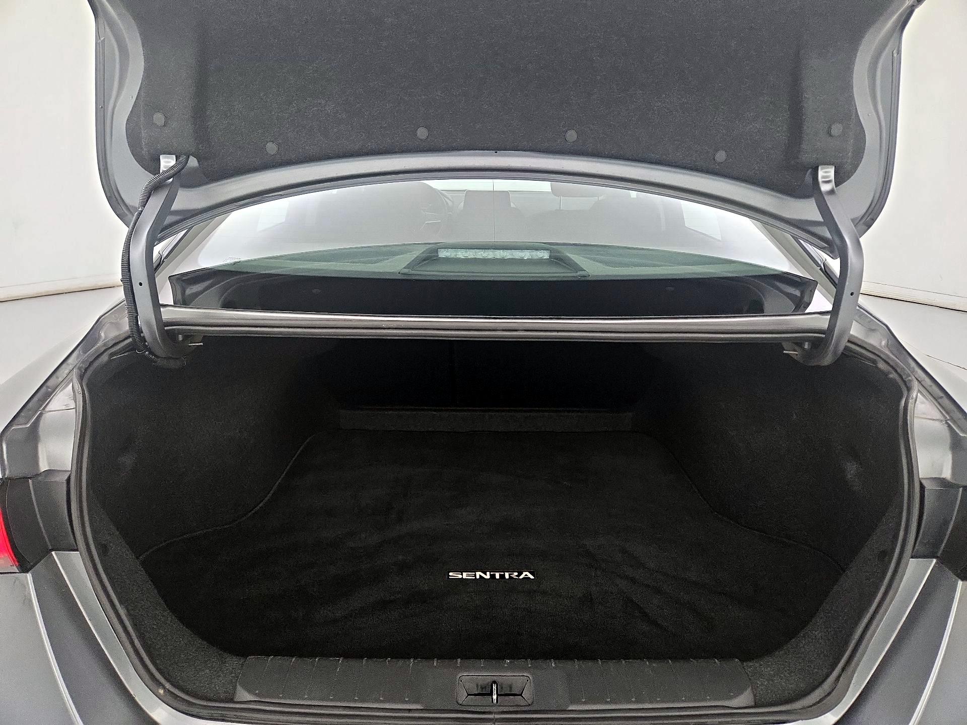 Thumbnail: 2024 Nissan Sentra - 20
