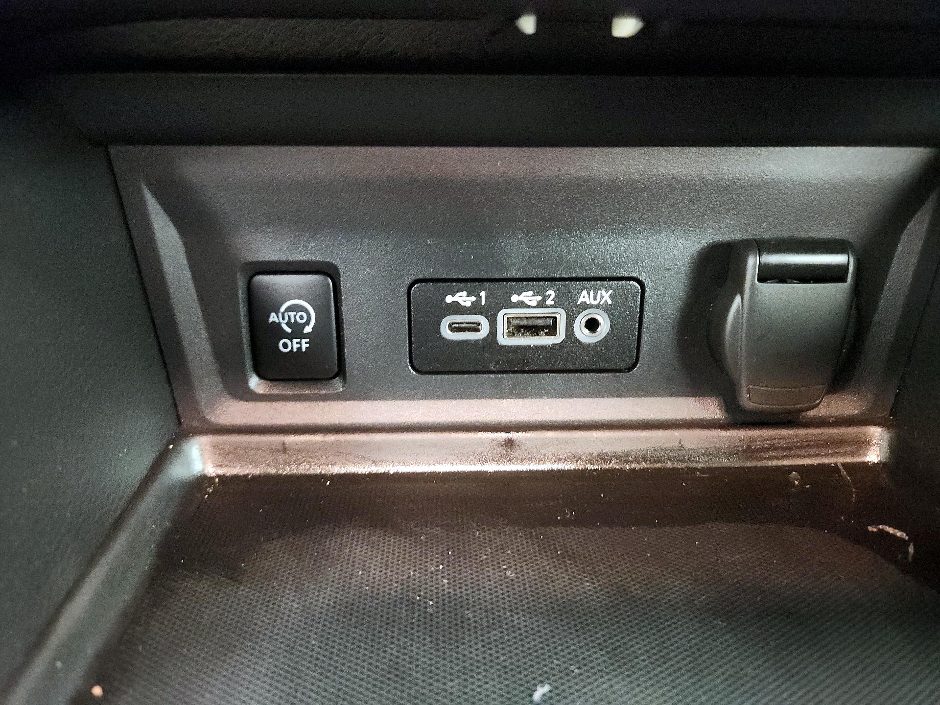 Thumbnail: 2024 Nissan Sentra - 18