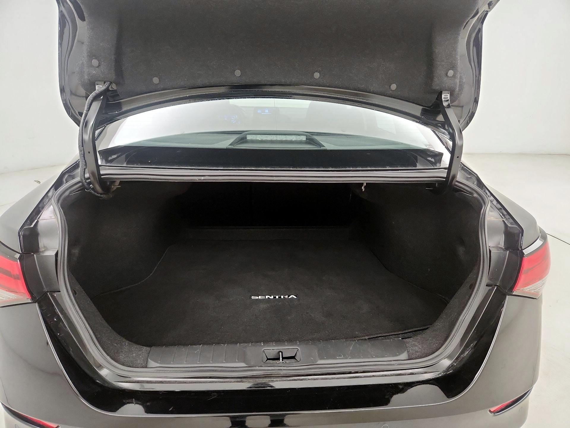 Thumbnail: 2024 Nissan Sentra - 20