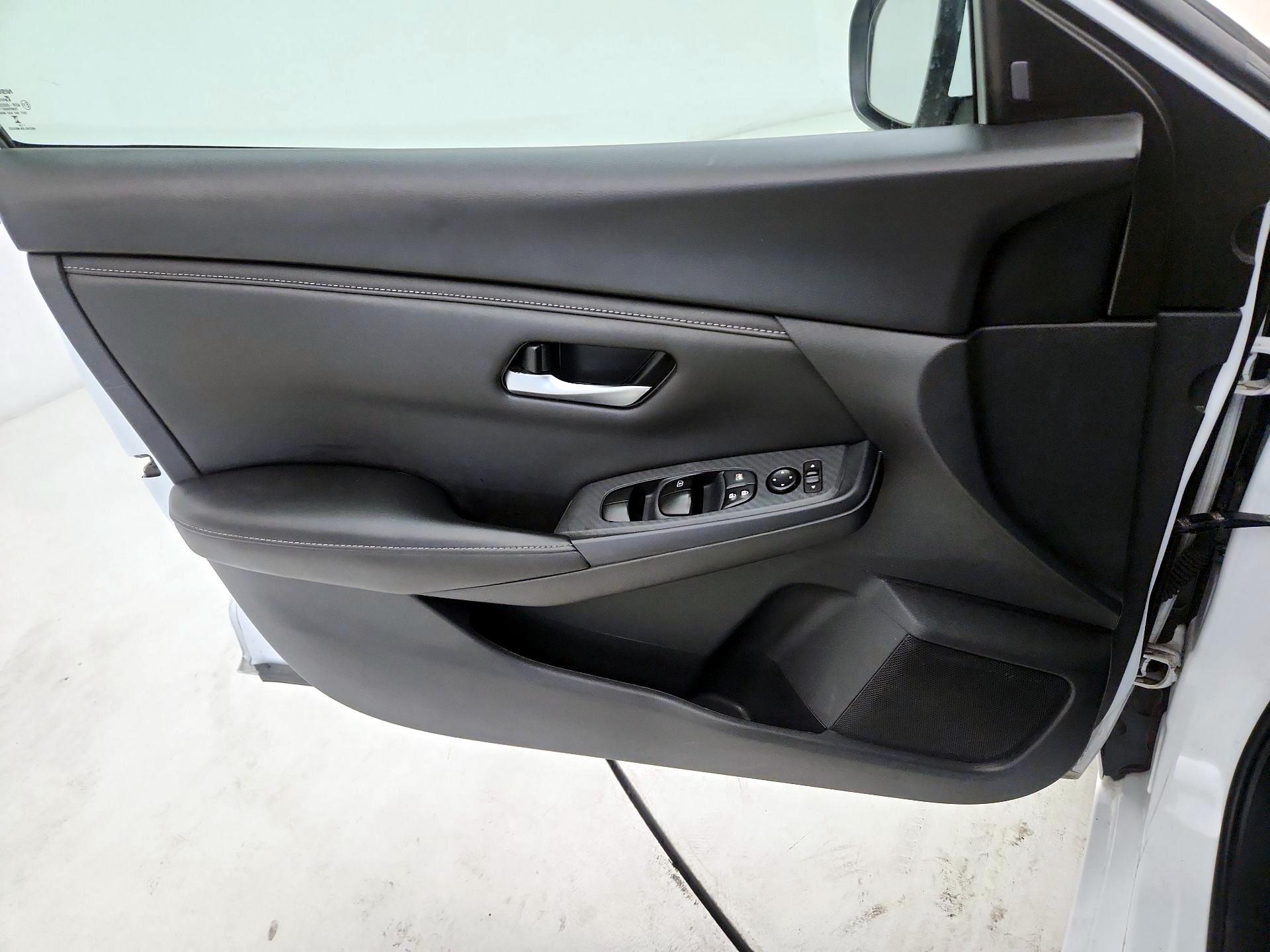 Thumbnail: 2024 Nissan Sentra - 10