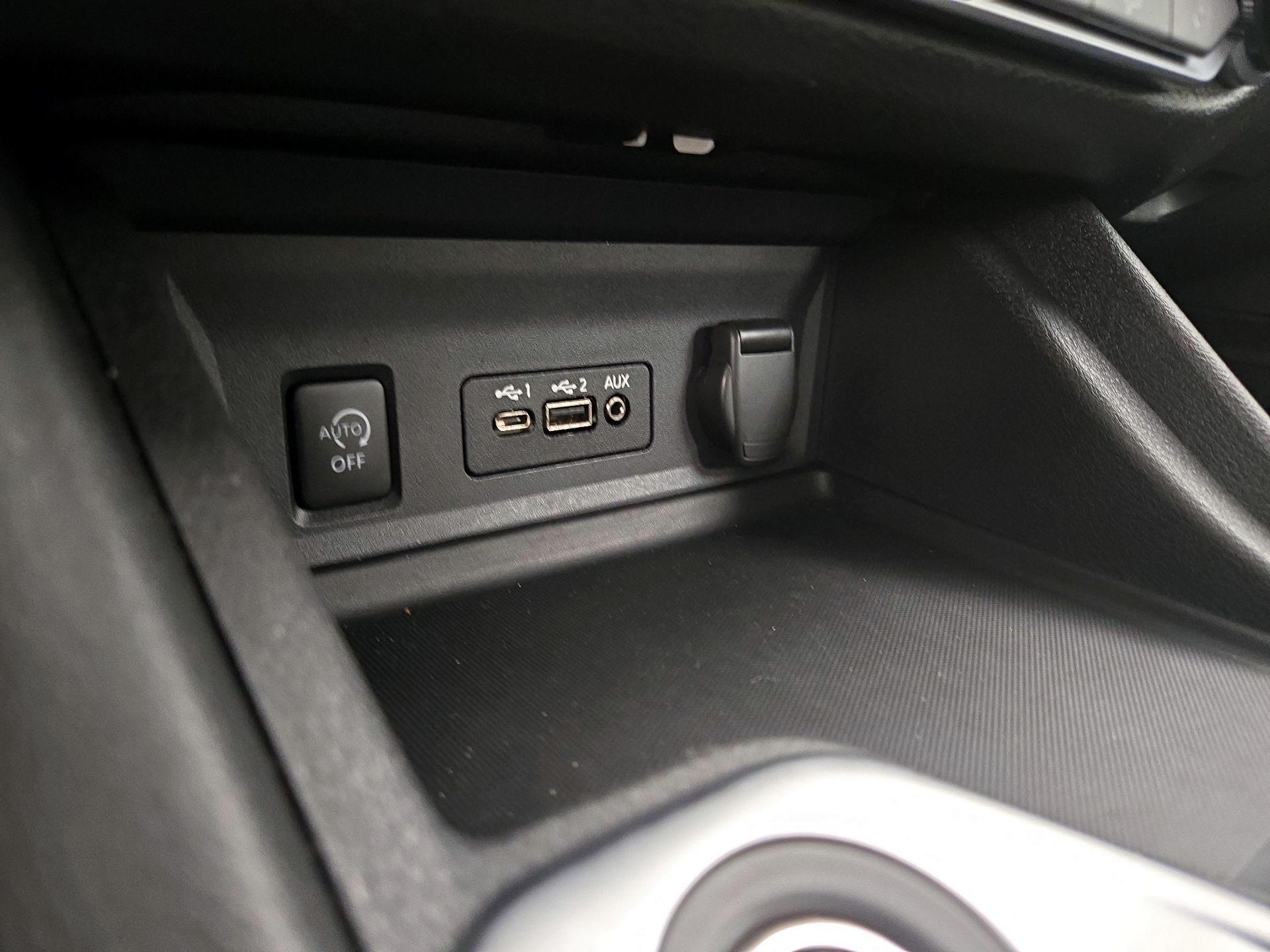 Thumbnail: 2024 Nissan Sentra - 18