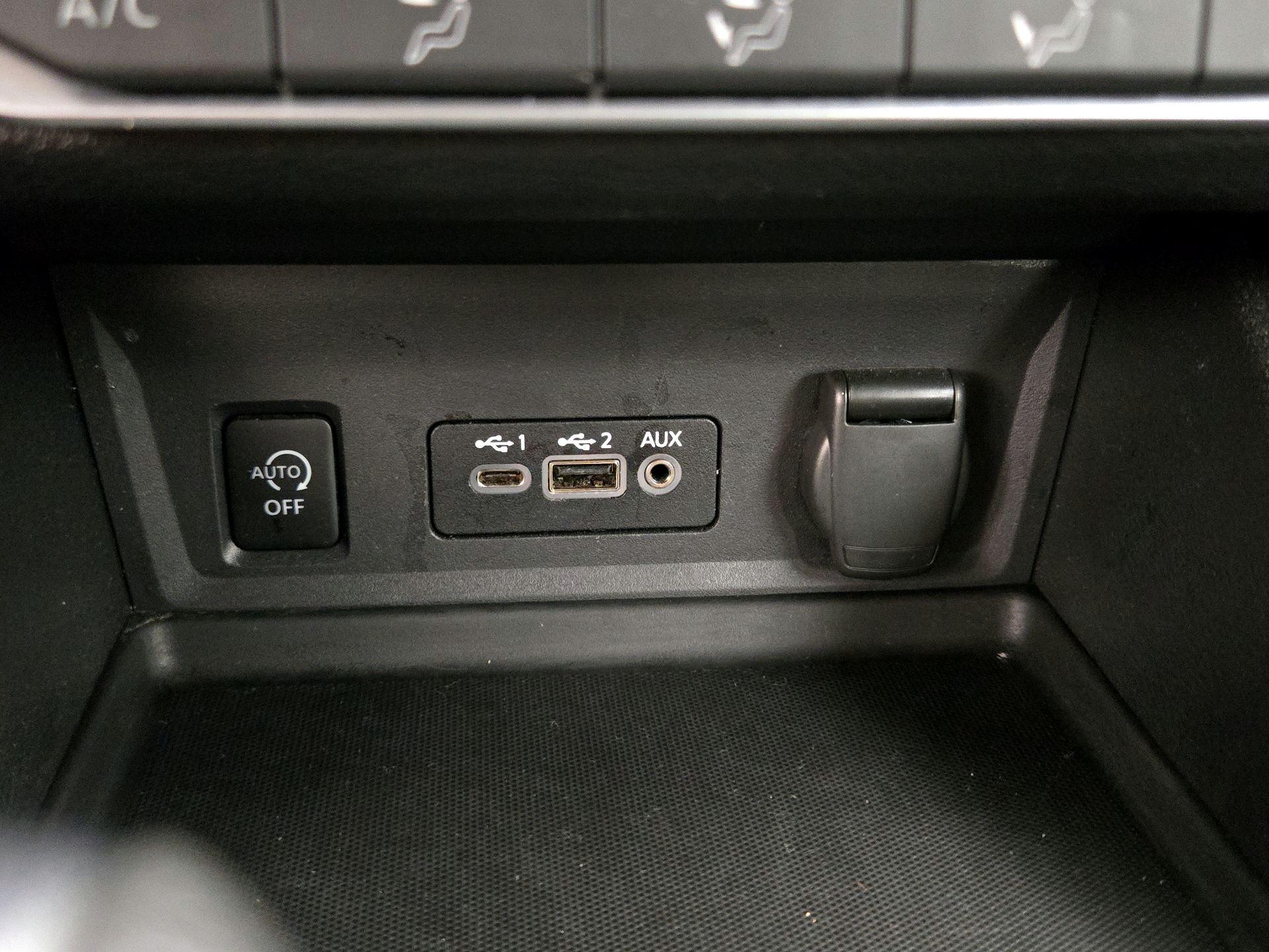 Thumbnail: 2024 Nissan Sentra - 18